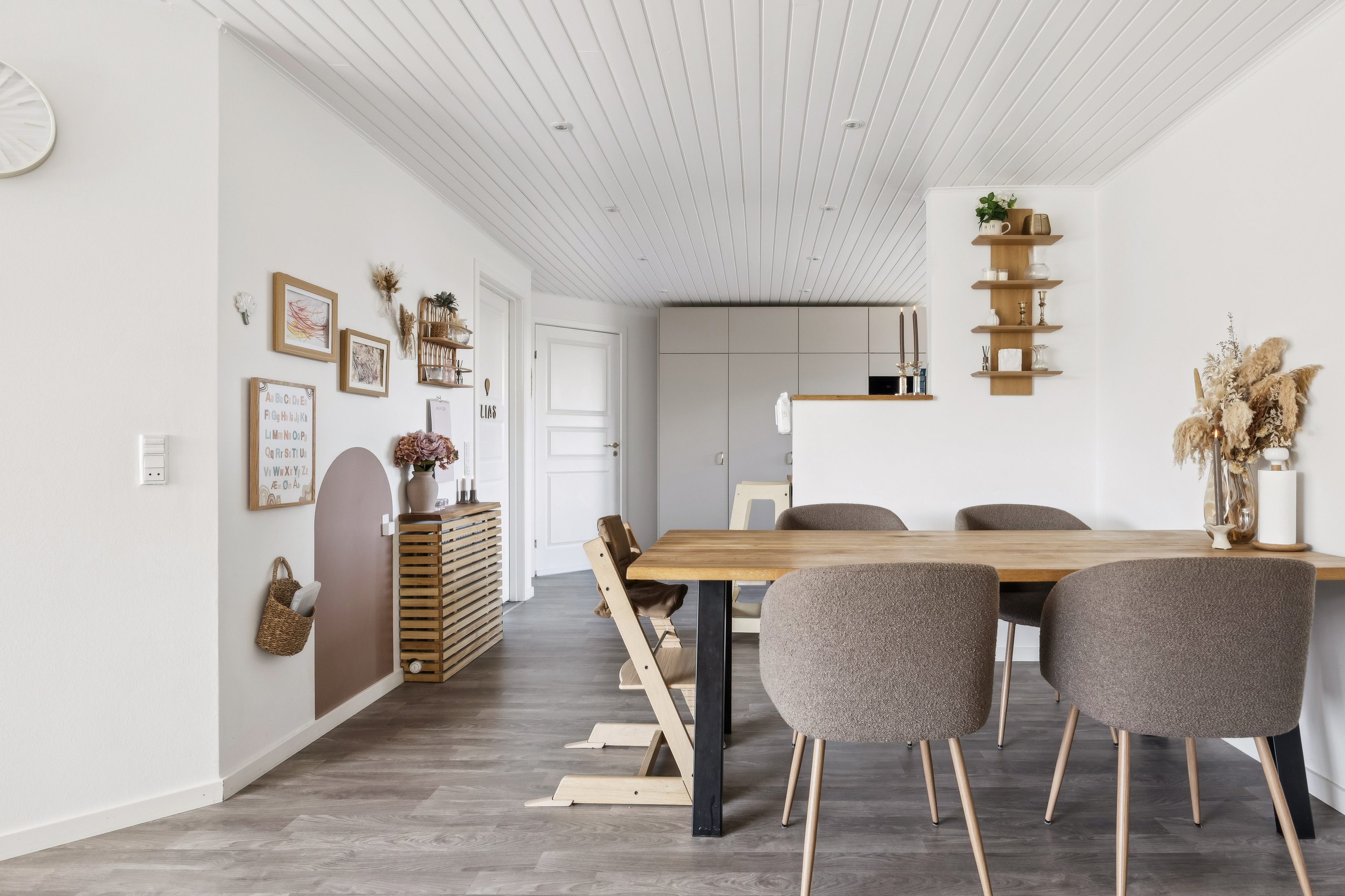 Fremhævet alrum billede i fuldskærmstilstand. Billede af Hovgårdsparken 135, 2670 Greve