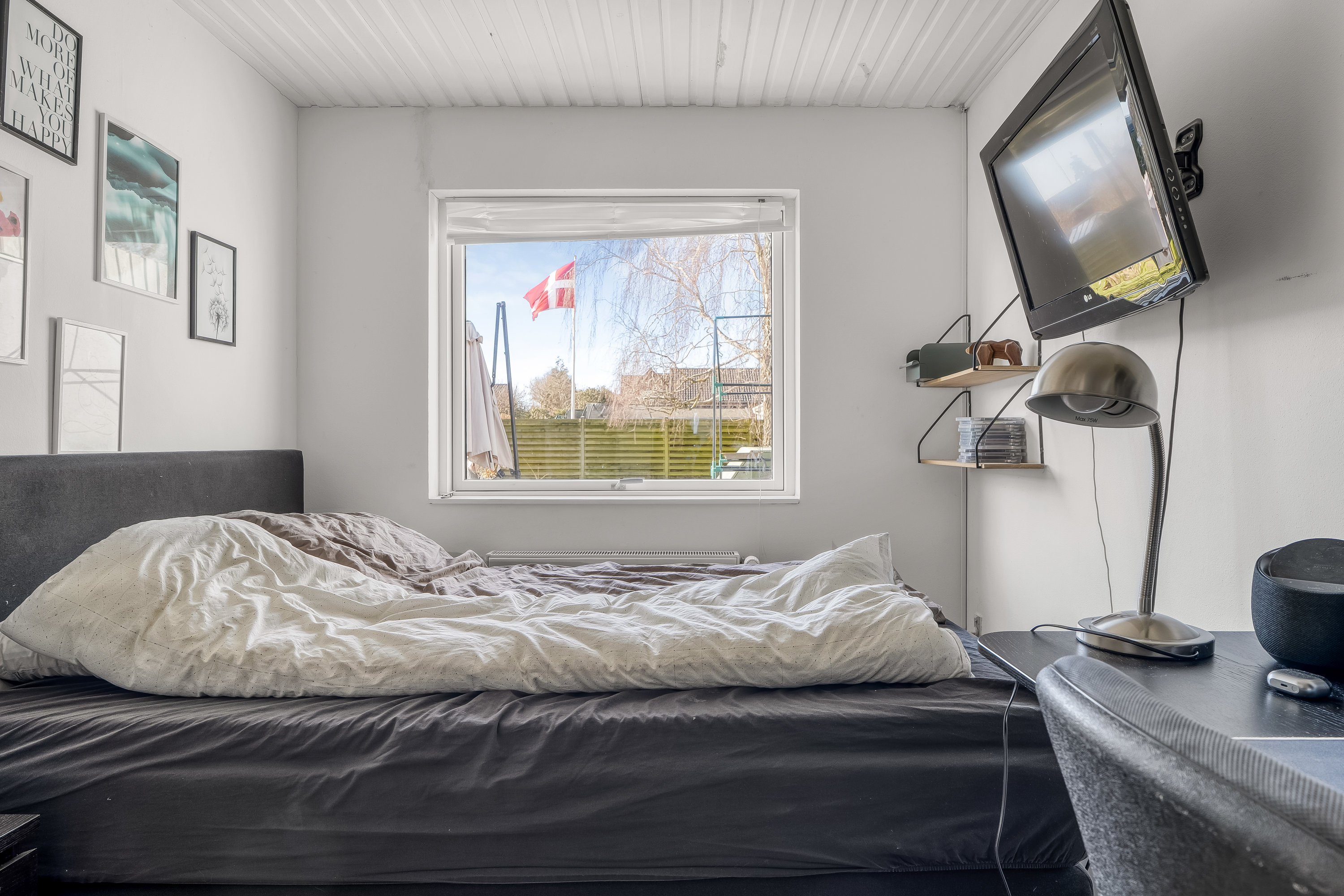 Fremhævet soveværelse billede i fuldskærmstilstand. Billede af Kurreholmvej 12, 3330 Gørløse