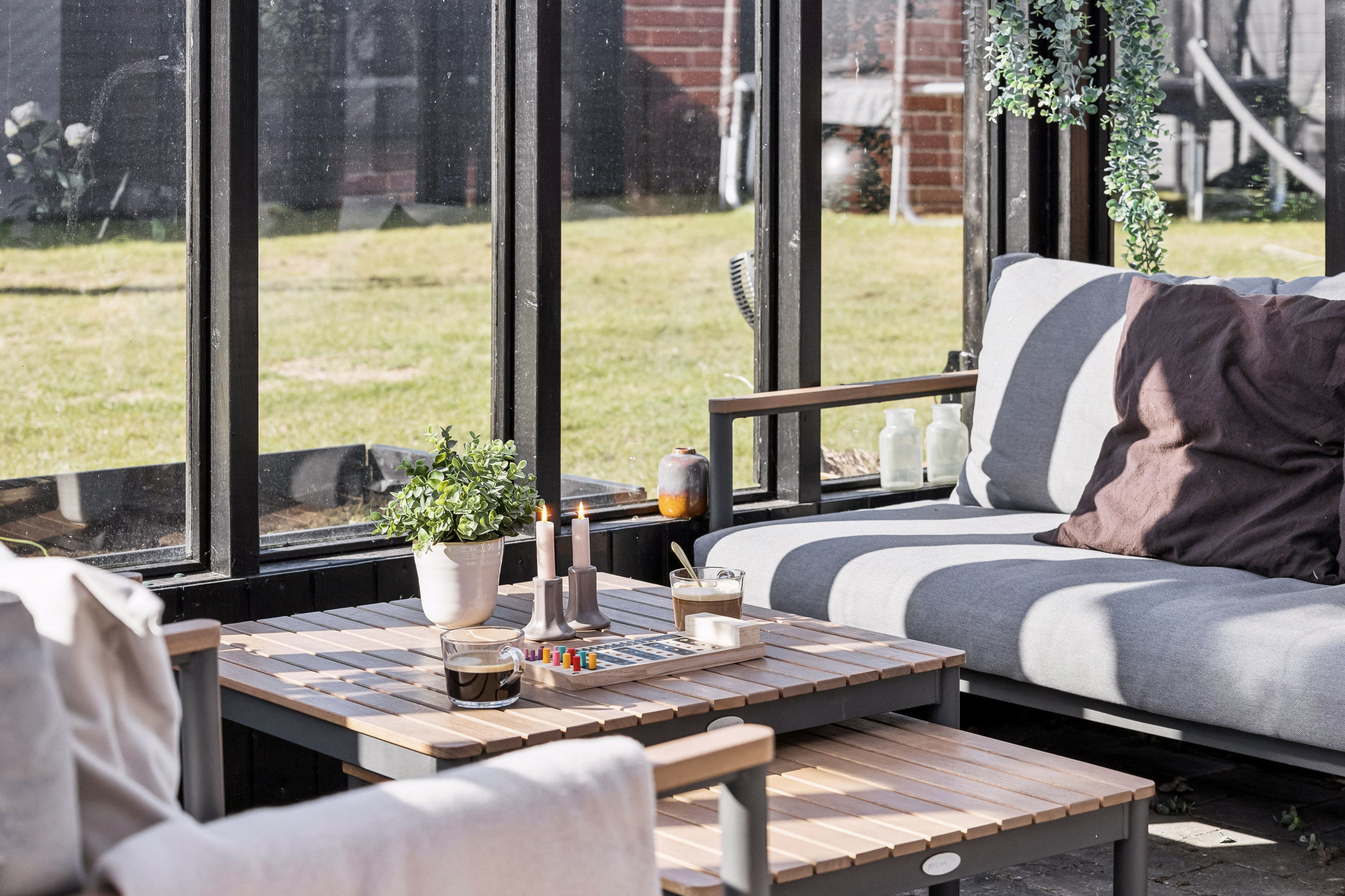 Fremhævet terrasse billede i fuldskærmstilstand. Billede af Hovgårdsparken 135, 2670 Greve