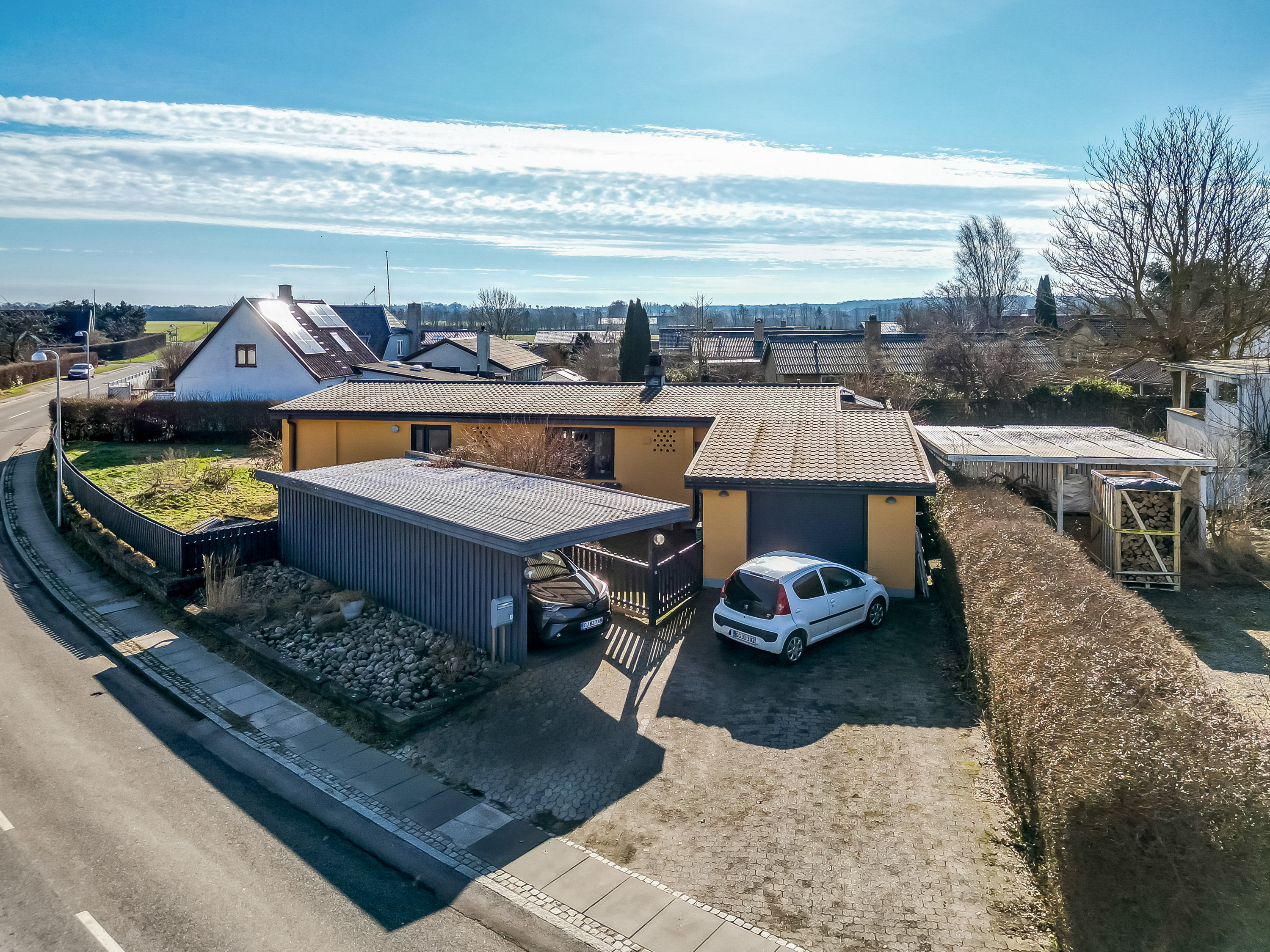 Fremhævet facade billede i fuldskærmstilstand. Billede af Lyngevej 10, Uvelse, 3550 Slangerup