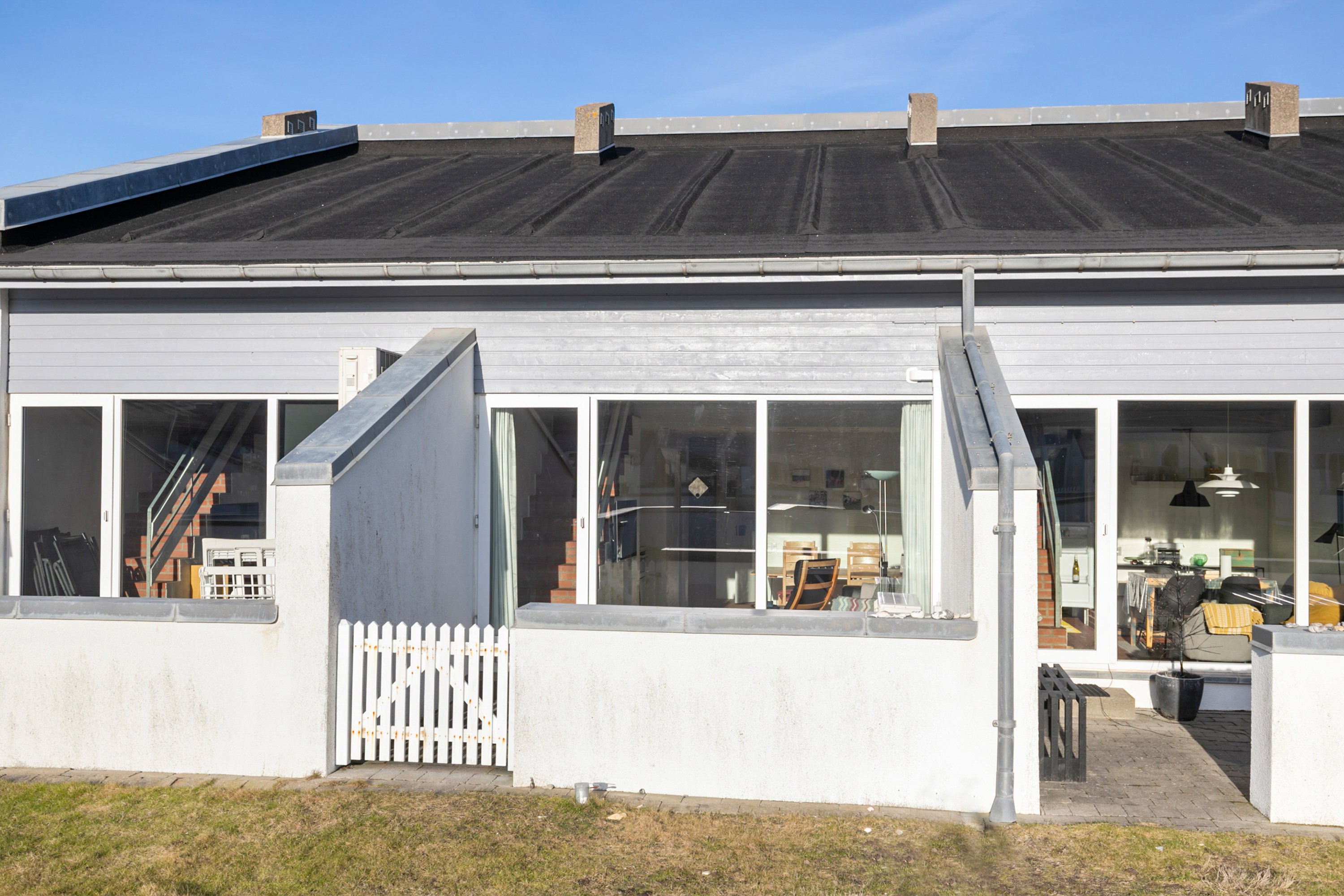 Fremhævet facade billede i fuldskærmstilstand. Billede af Strandvejen 150, 30., Tranum, 9460 Brovst