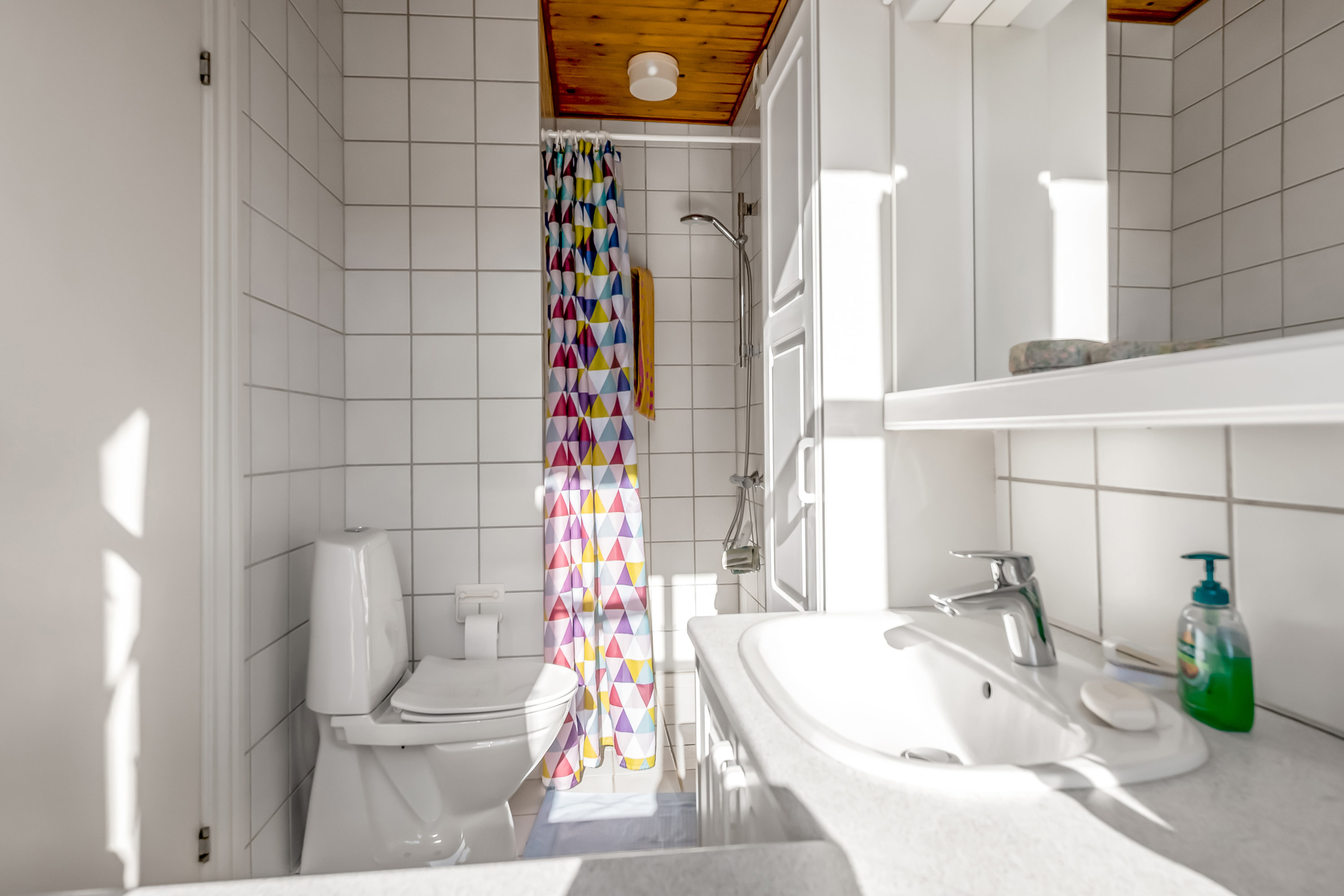 Fremhævet badeværelse billede i fuldskærmstilstand. Billede af Vesterlindvej 38, 7400 Herning