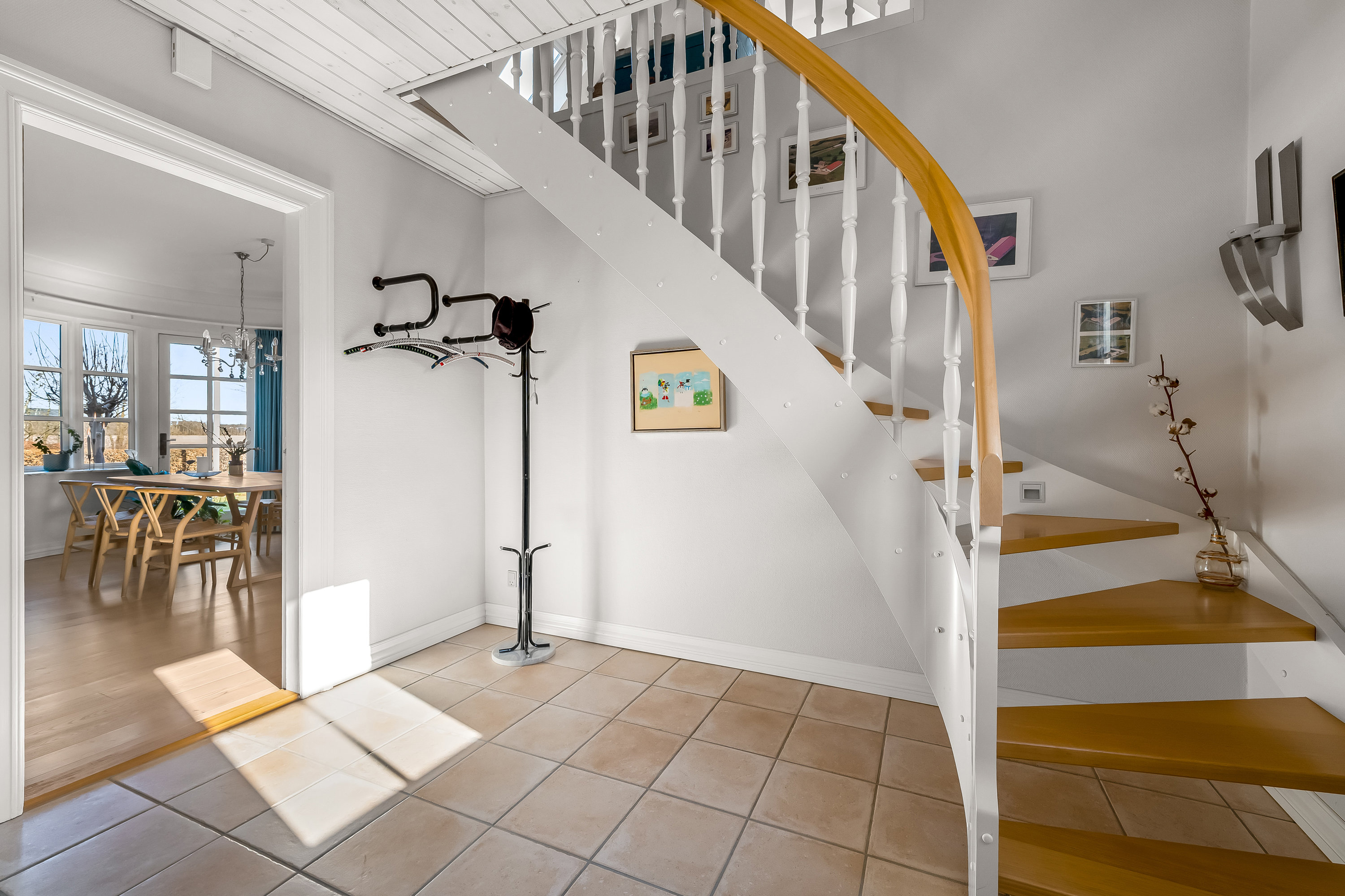 Fremhævet entré billede i fuldskærmstilstand. Billede af Vesterlindvej 38, 7400 Herning