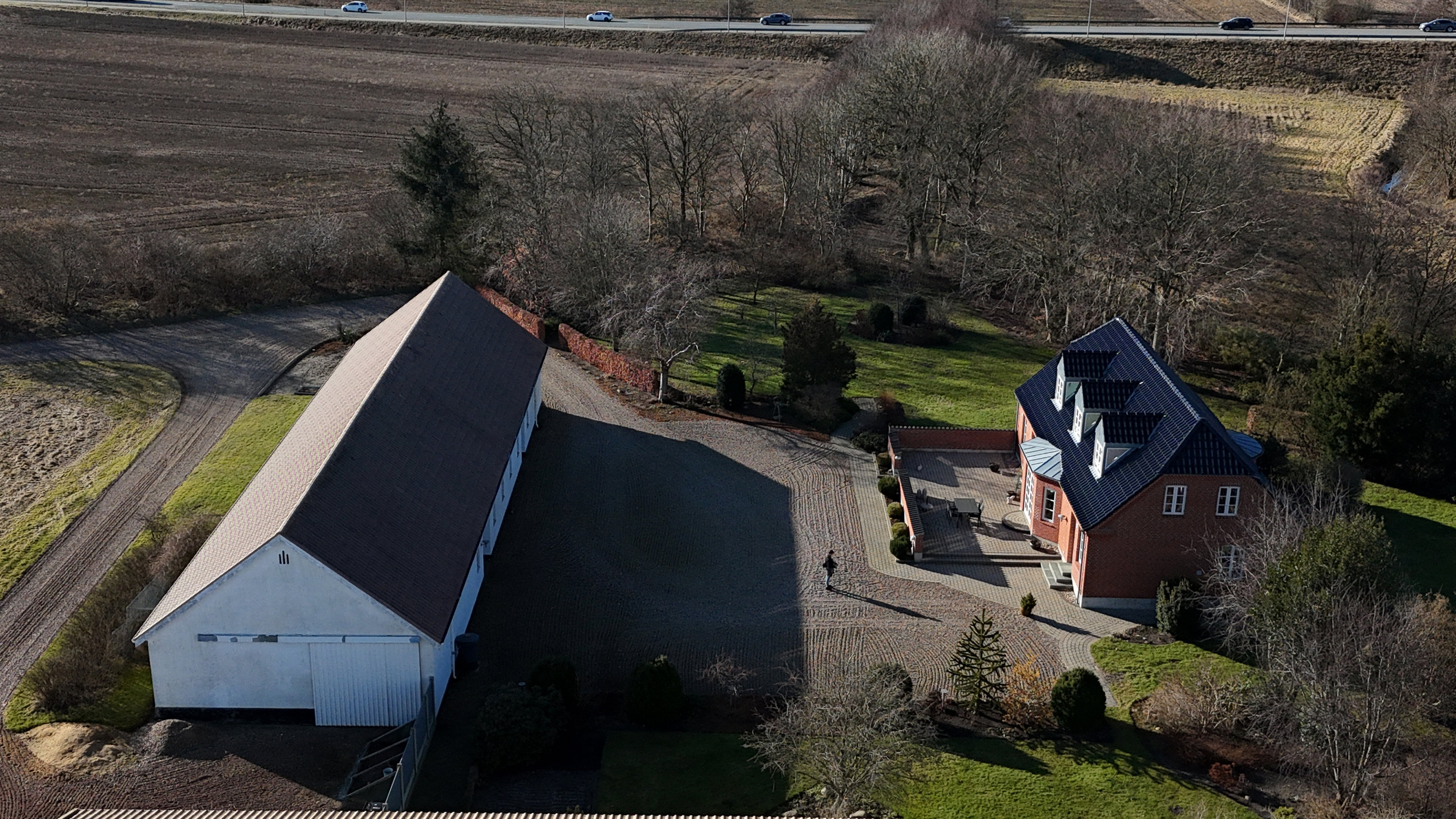 Fremhævet luftfoto billede i fuldskærmstilstand. Billede af Vesterlindvej 38, 7400 Herning