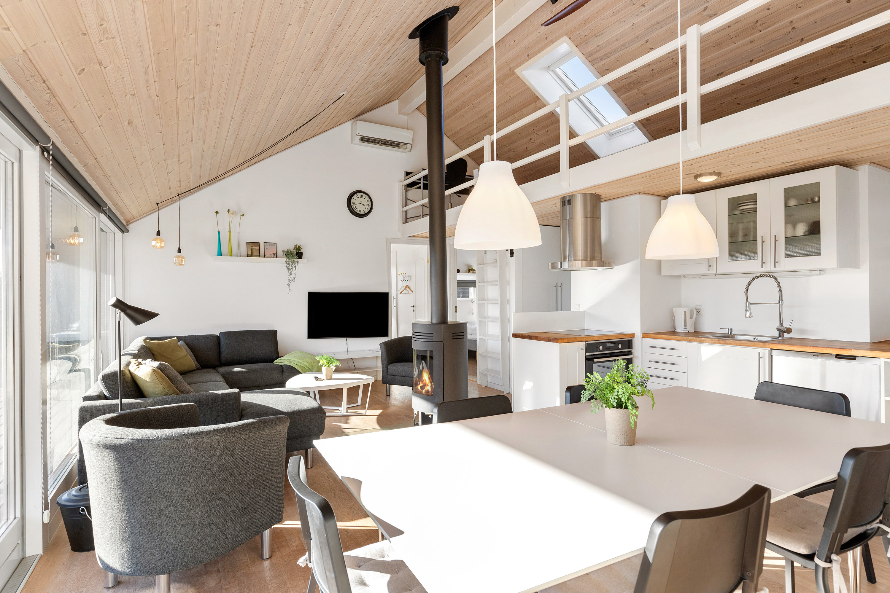 Fremhævet køkken alrum billede i fuldskærmstilstand. Billede af Kronvildtvej 156, Krogen, 9460 Brovst