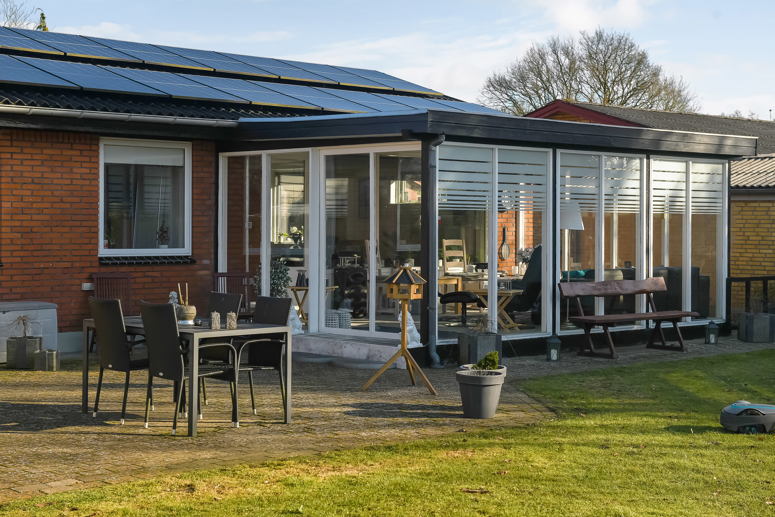 Fremhævet terrasse billede i fuldskærmstilstand. Billede af Egevej 4, 7260 Sønder Omme