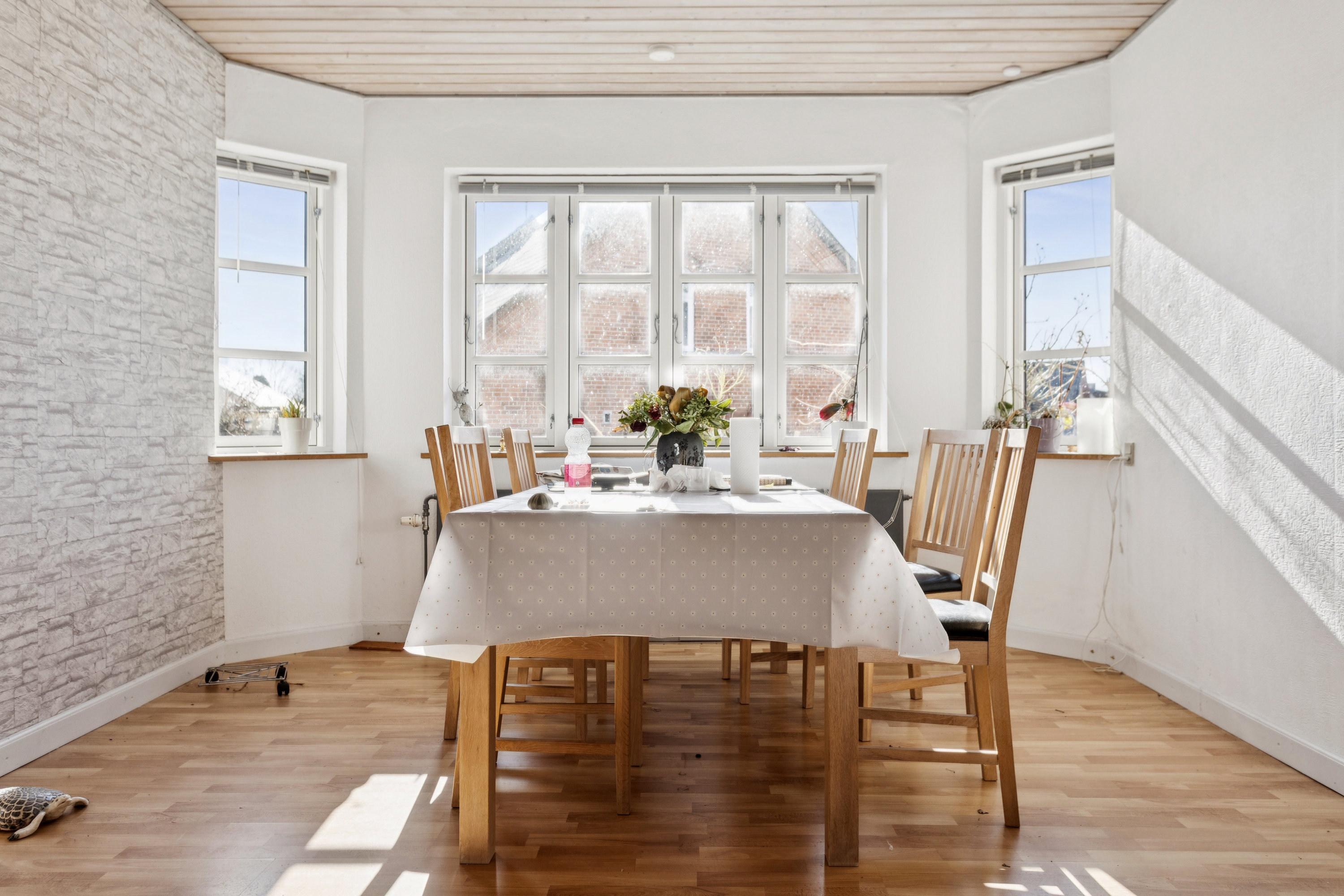 Fremhævet stue billede i fuldskærmstilstand. Billede af Skalbjergvej 2, Bred, 5492 Vissenbjerg