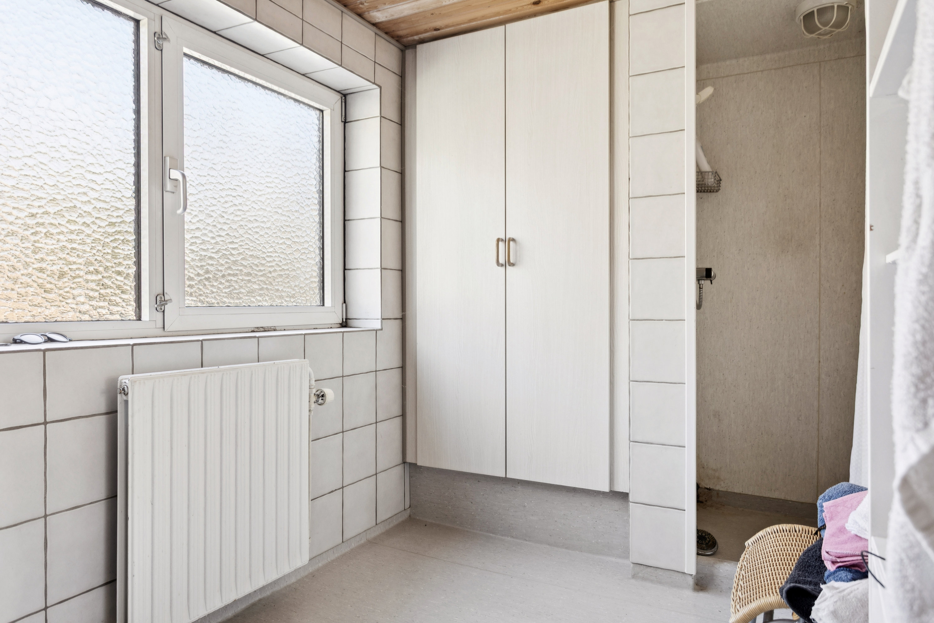 Fremhævet badeværelse billede i fuldskærmstilstand. Billede af Skalbjergvej 2, Bred, 5492 Vissenbjerg