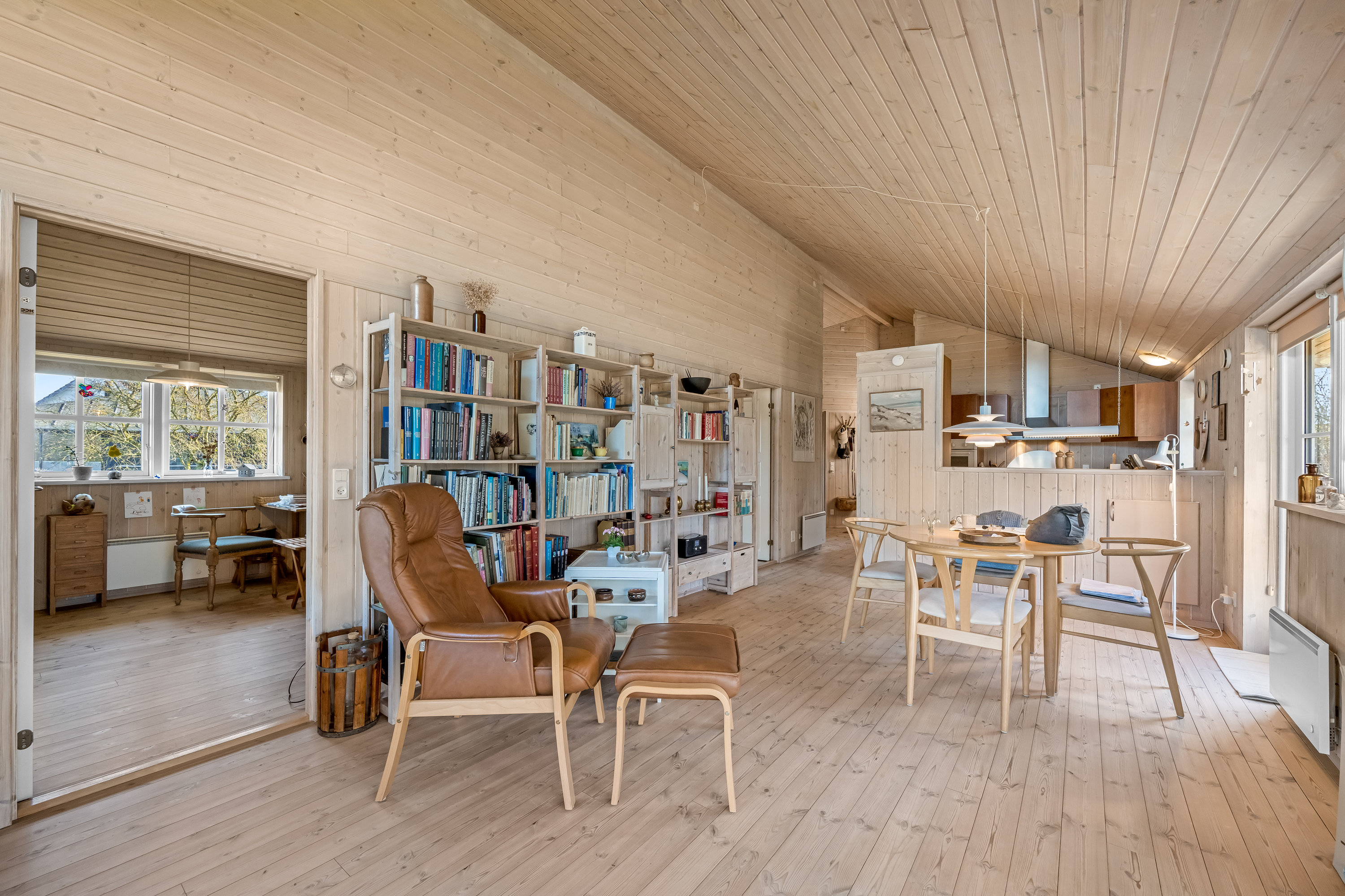 Fremhævet stue billede i fuldskærmstilstand. Billede af Ø Smedegårdvej 12, 6900 Skjern