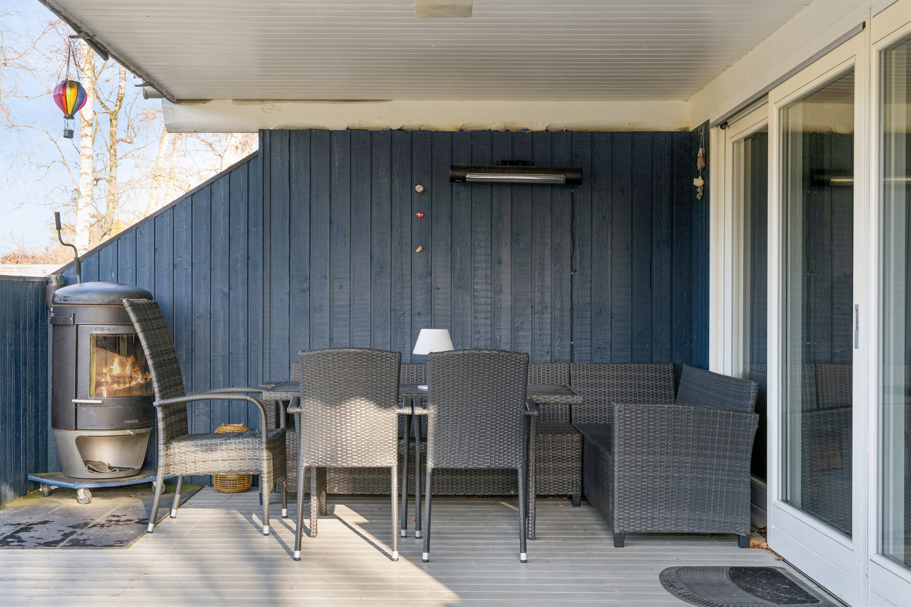 Fremhævet terrasse billede i fuldskærmstilstand. Billede af Øreflippen 59, Øer Strand, 8400 Ebeltoft