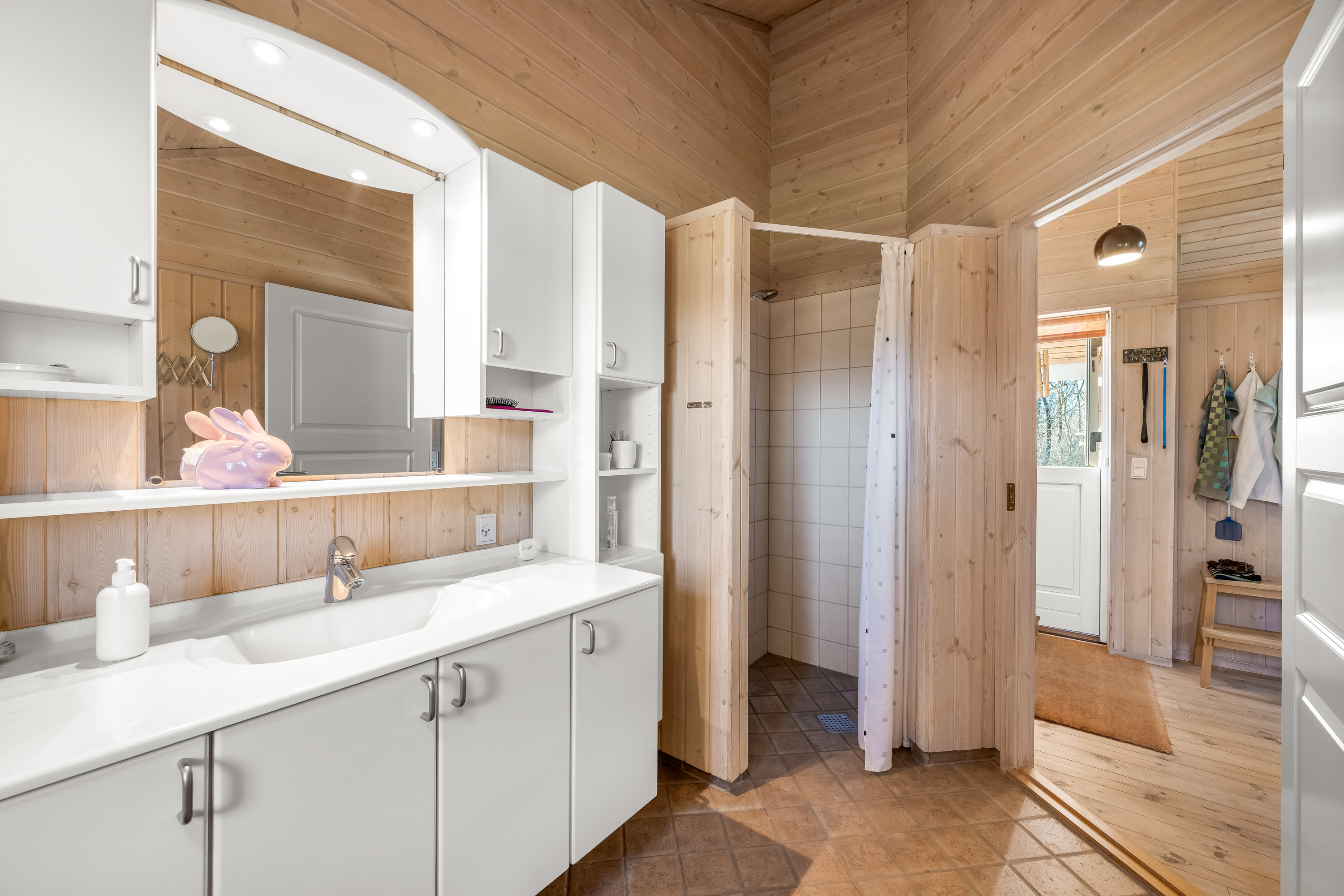 Fremhævet badeværelse billede i fuldskærmstilstand. Billede af Ø Smedegårdvej 12, 6900 Skjern