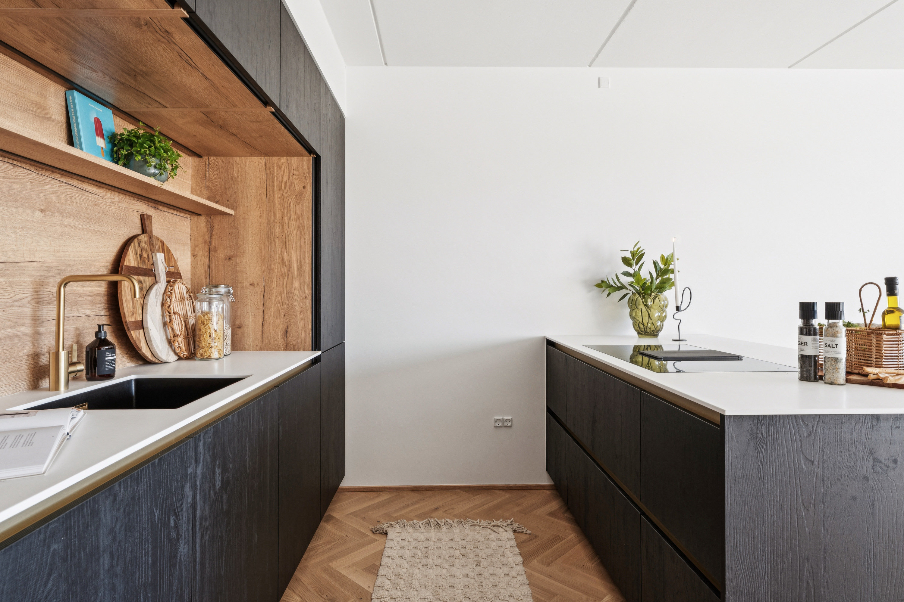 Fremhævet køkken billede i fuldskærmstilstand. Billede af Blegdalsparken 33, 3. th., 9000 Aalborg