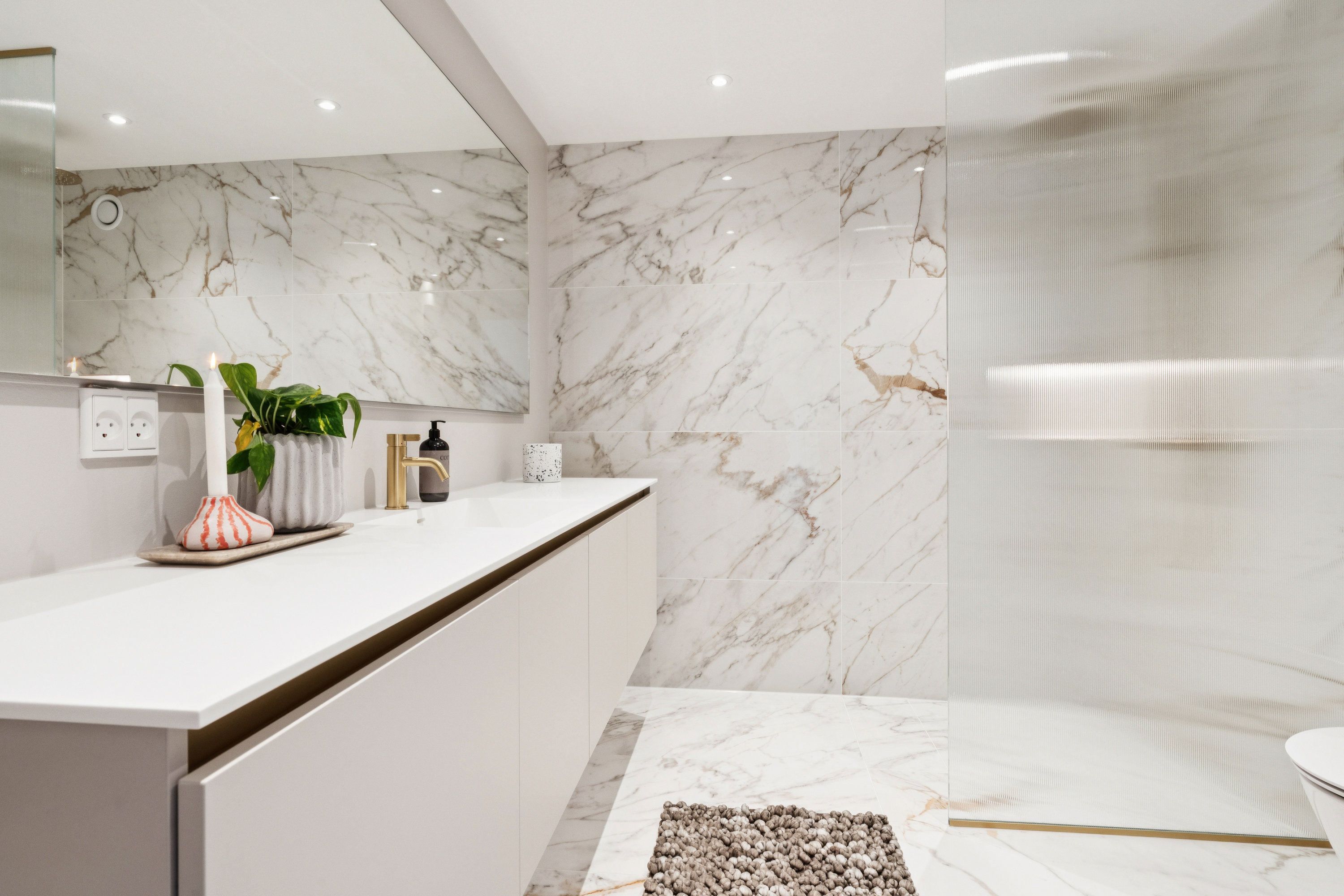 Fremhævet badeværelse billede i fuldskærmstilstand. Billede af Blegdalsparken 33, 3. th., 9000 Aalborg