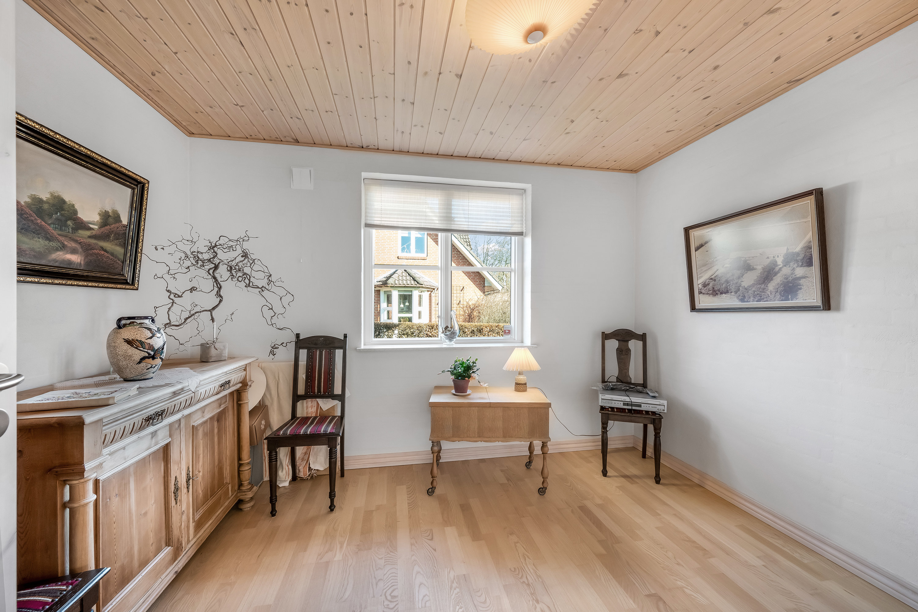 Fremhævet værelse billede i fuldskærmstilstand. Billede af Vindrosen 4, 6920 Videbæk