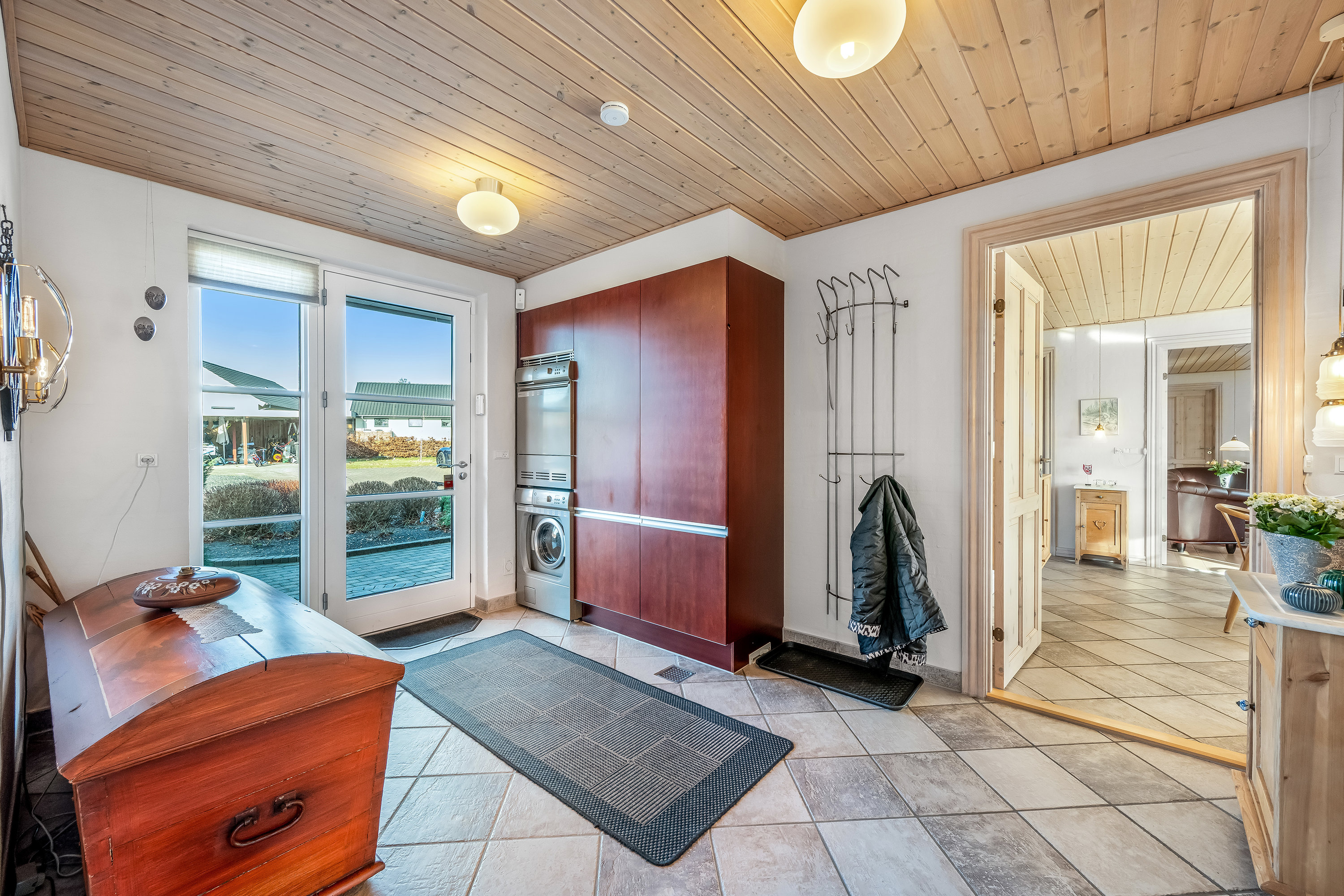 Fremhævet entre billede i fuldskærmstilstand. Billede af Vindrosen 4, 6920 Videbæk