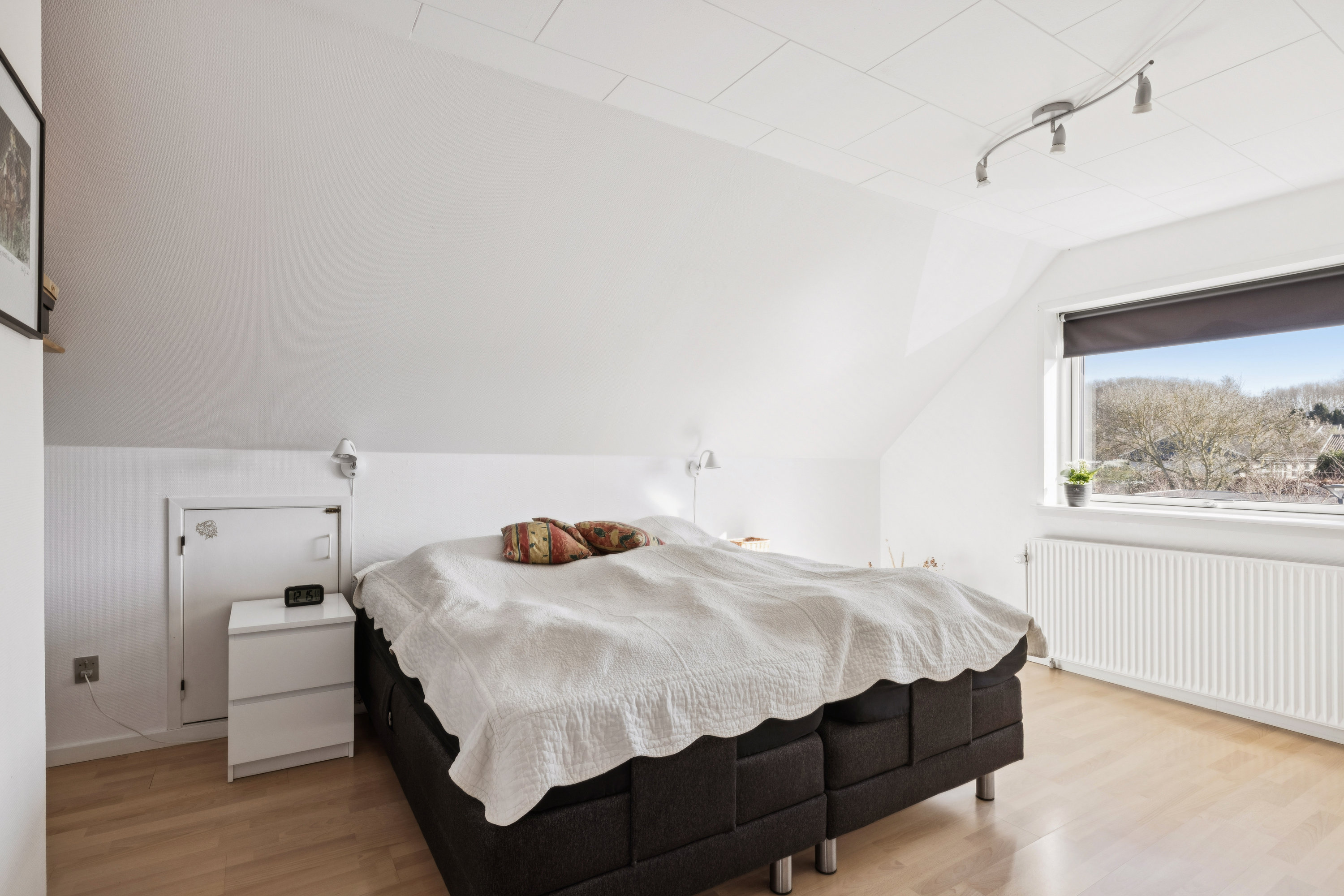 Fremhævet værelse billede i fuldskærmstilstand. Billede af Tjurvej 6, 8410 Rønde