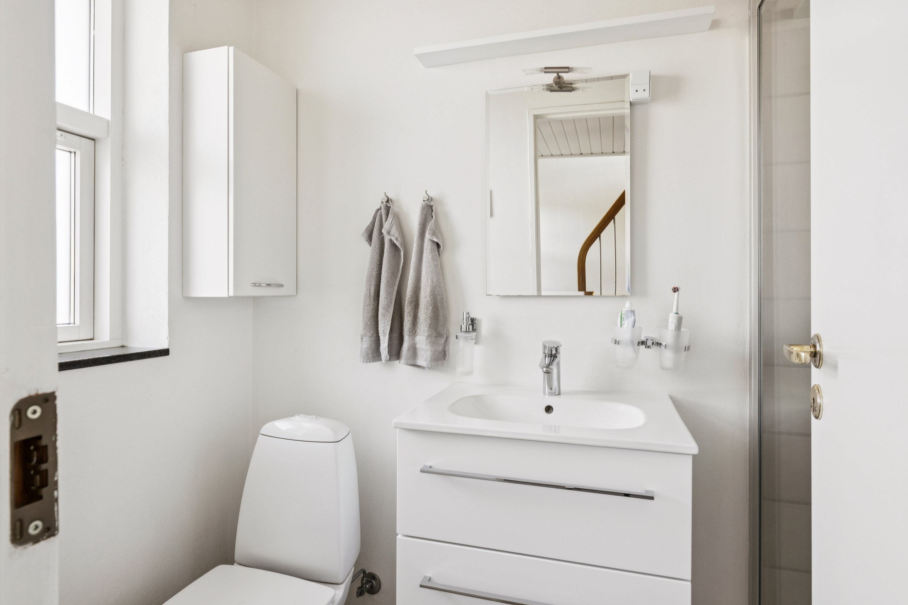 Fremhævet badeværelse billede i fuldskærmstilstand. Billede af Tjurvej 6, 8410 Rønde