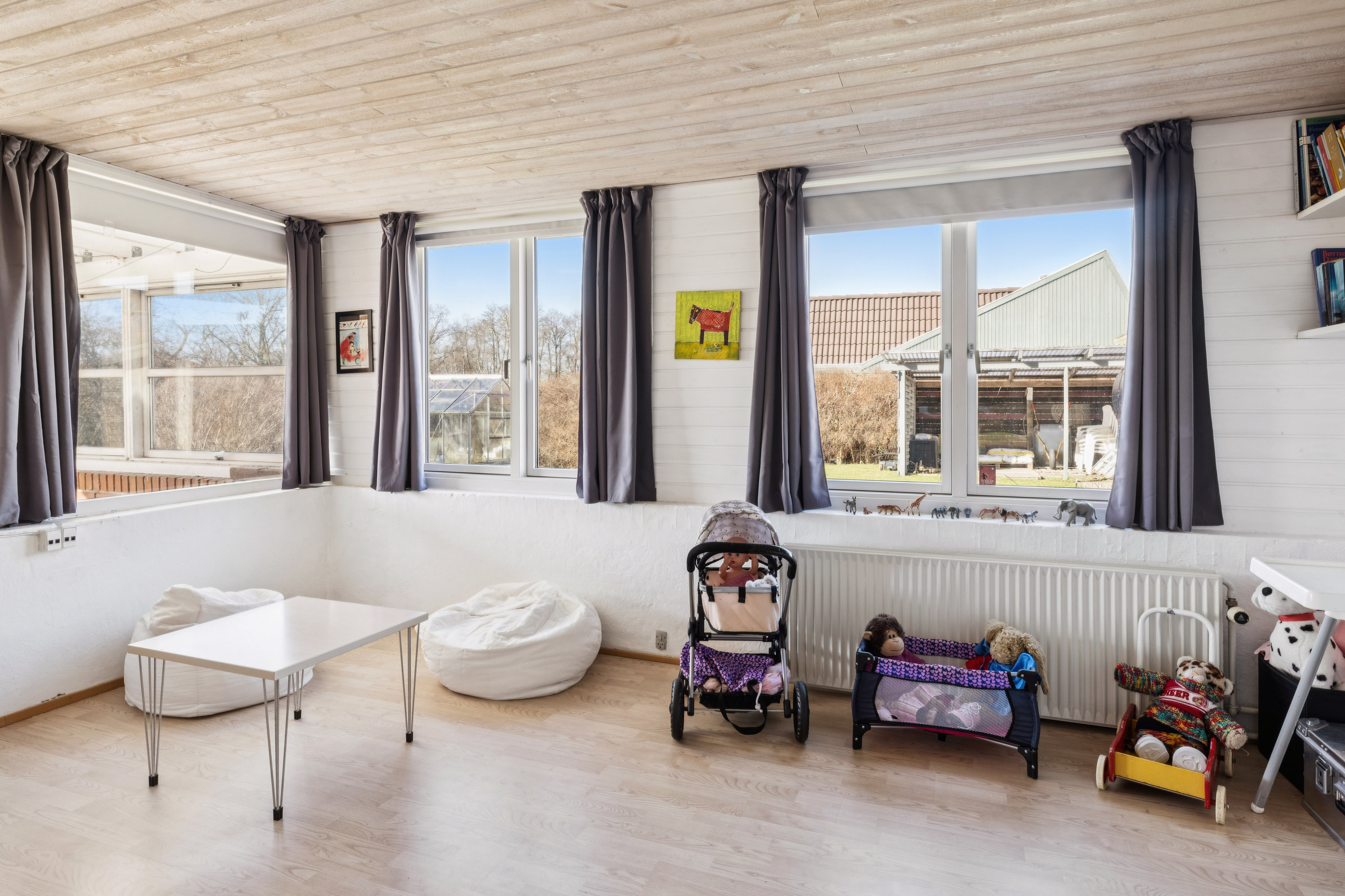 Fremhævet stue billede i fuldskærmstilstand. Billede af Tjurvej 6, 8410 Rønde