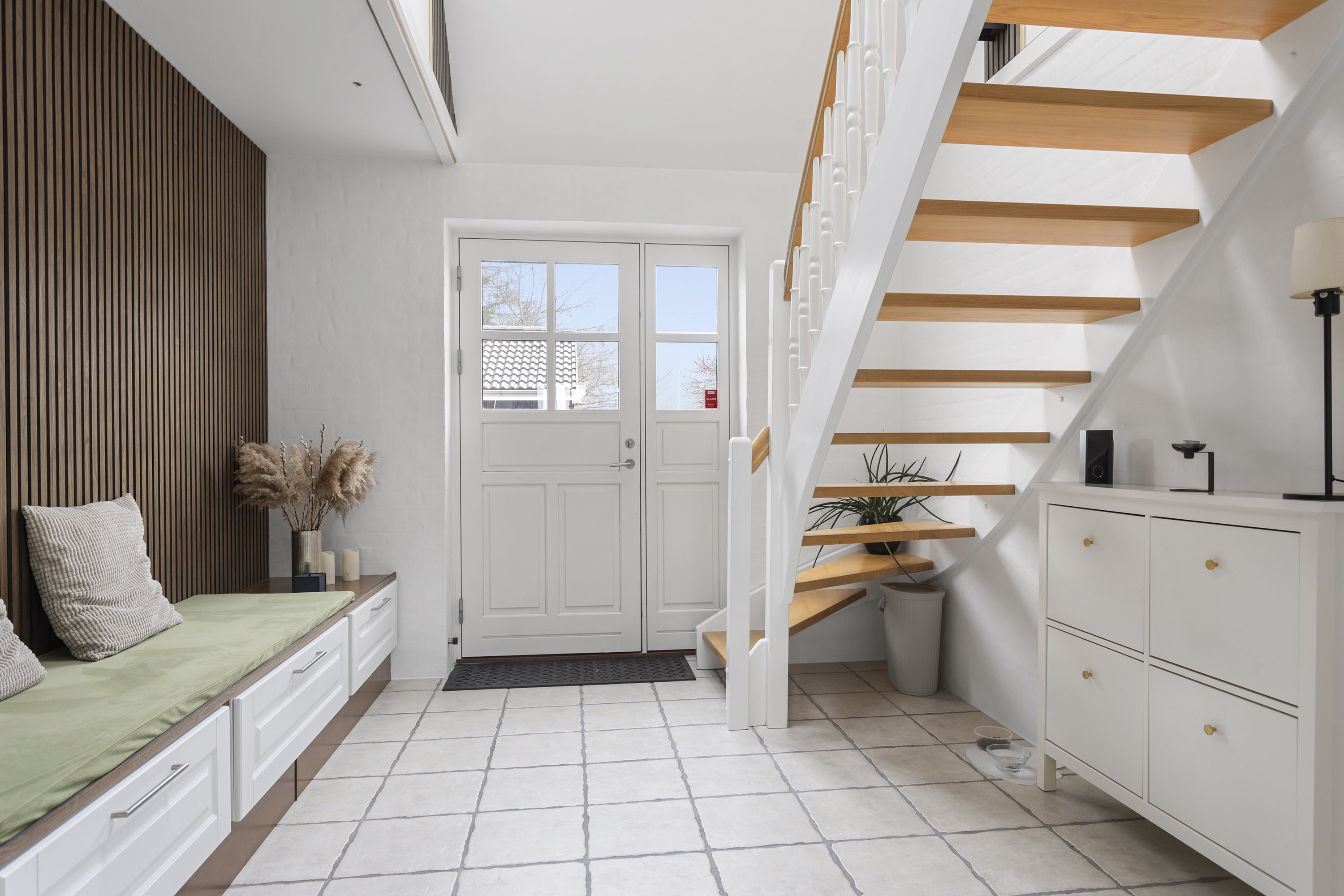 Fremhævet entré billede i fuldskærmstilstand. Billede af Åhavevej 9, Voerså, 9300 Sæby