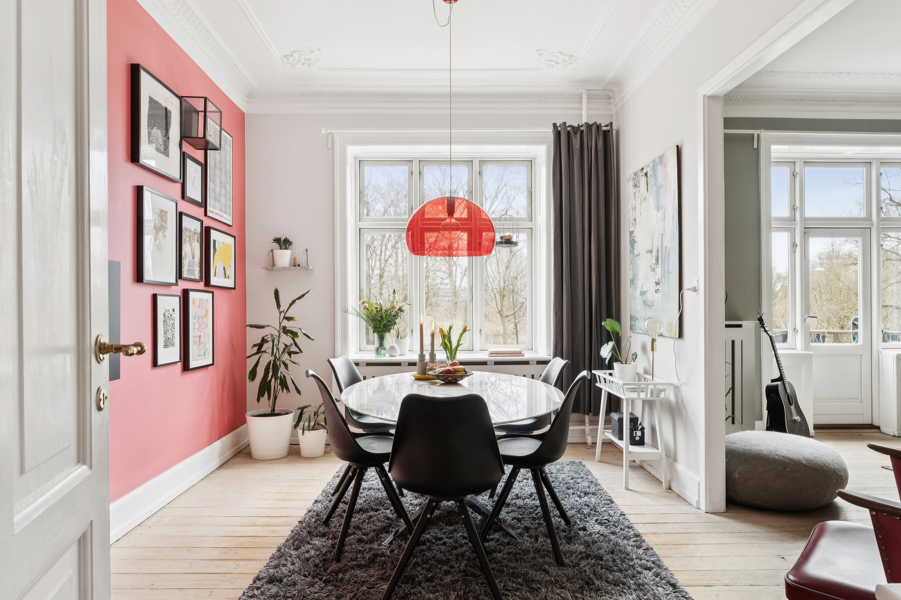 Fremhævet stue billede i fuldskærmstilstand. Billede af Jagtvej 187, 1. tv., 2100 København Ø