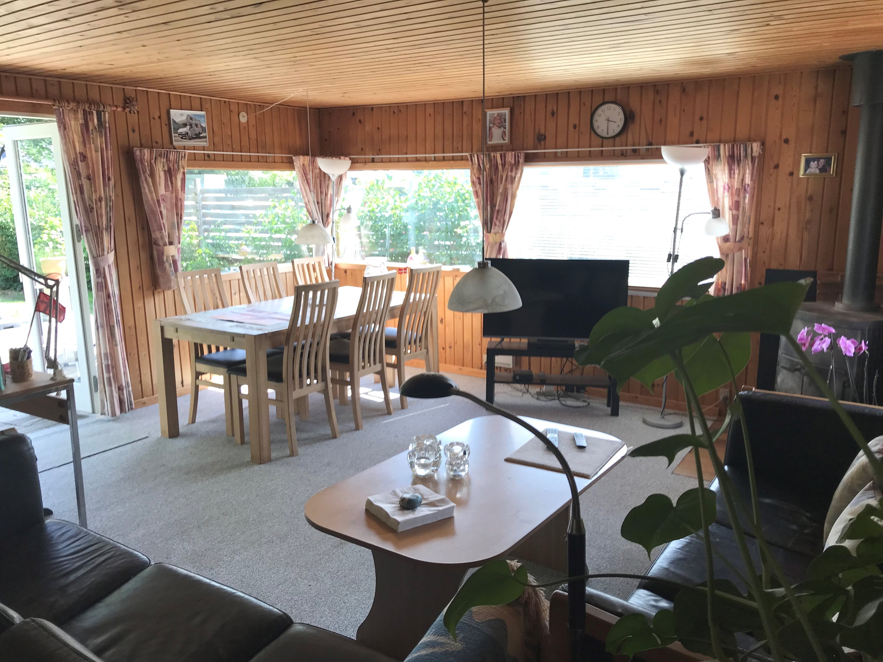 Fremhævet stue billede i fuldskærmstilstand. Billede af Storkevej 3, 4873 Væggerløse