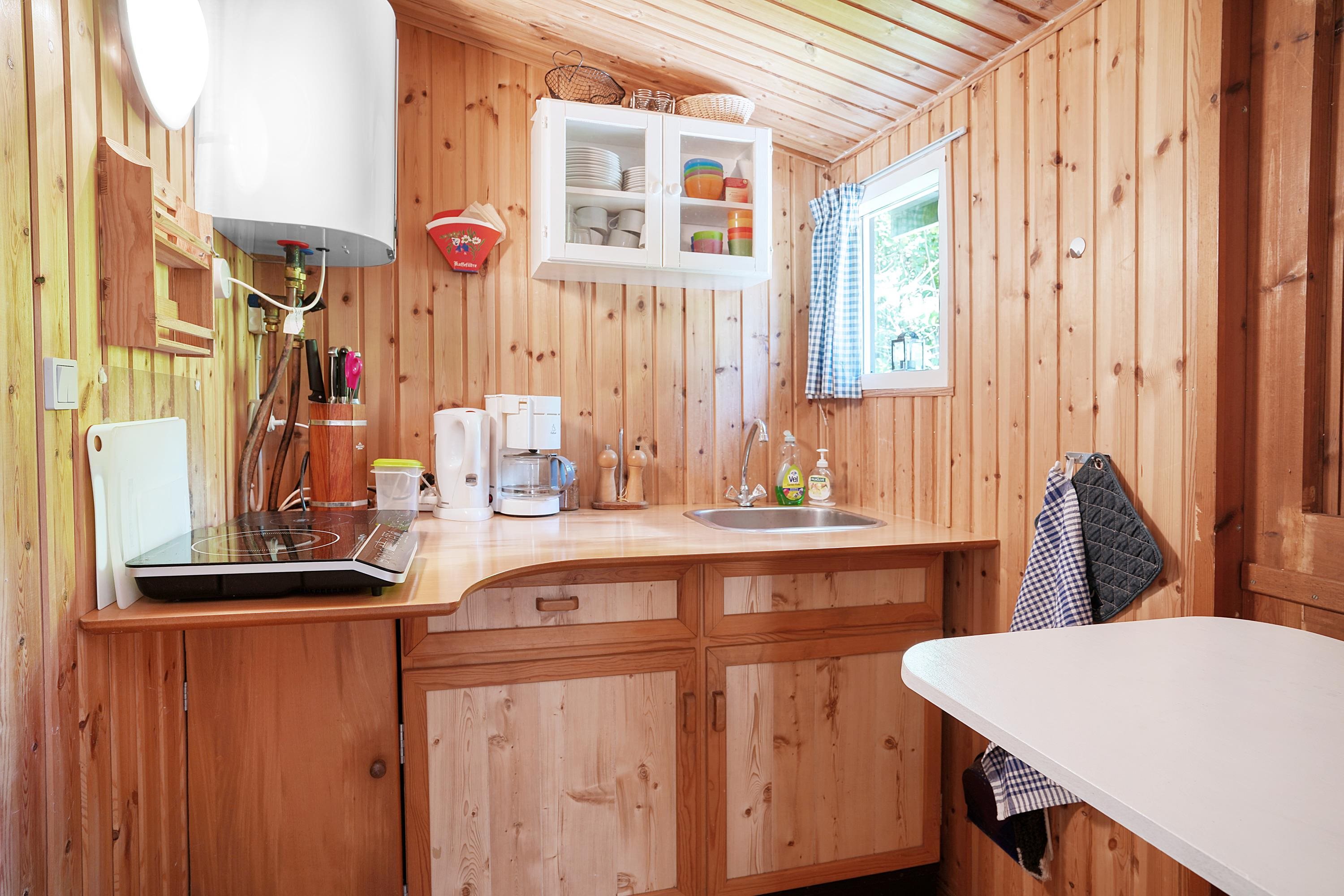 Fremhævet køkken billede i fuldskærmstilstand. Billede af Stenager 7, Atterup, 4571 Grevinge