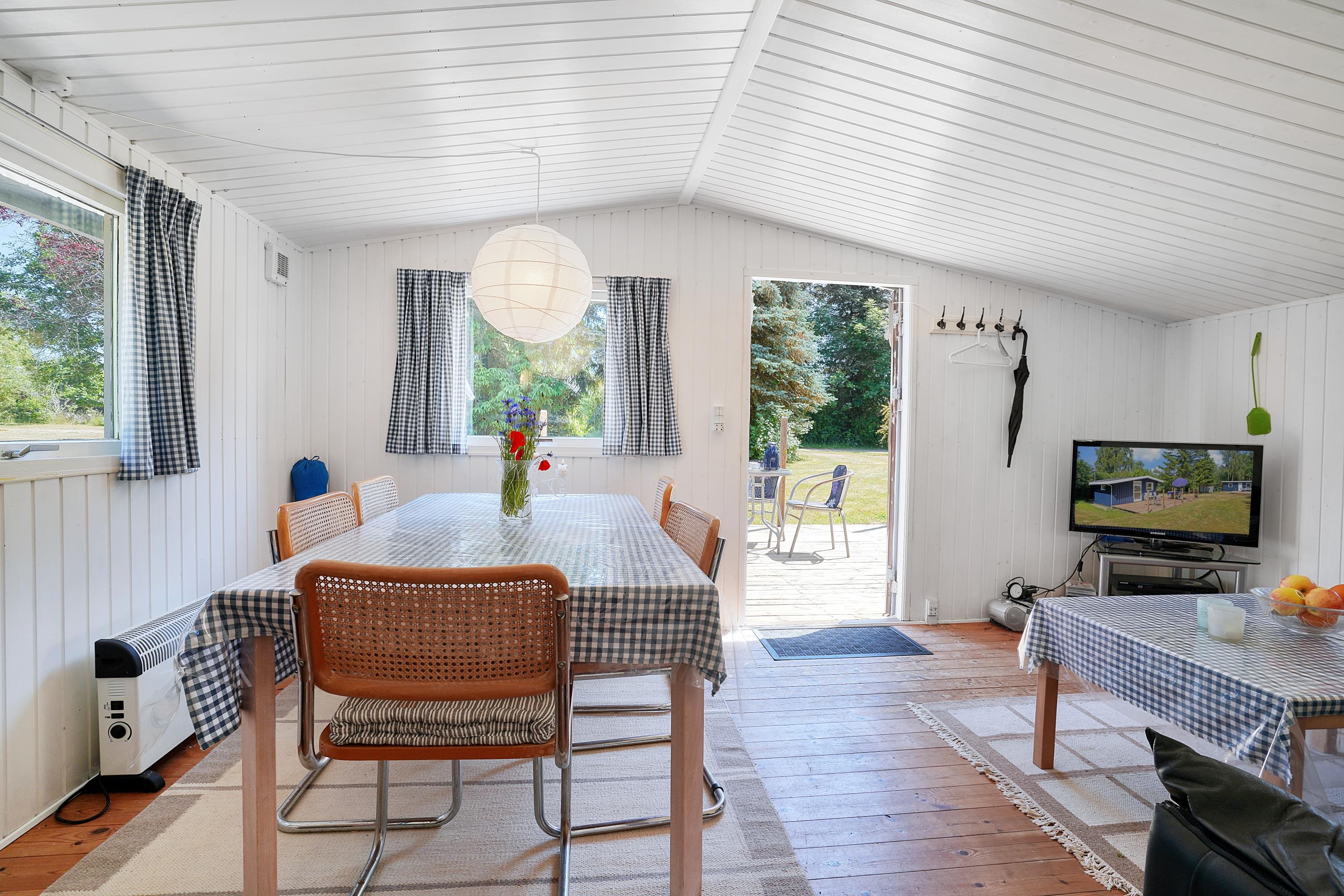 Fremhævet stue billede i fuldskærmstilstand. Billede af Stenager 7, Atterup, 4571 Grevinge