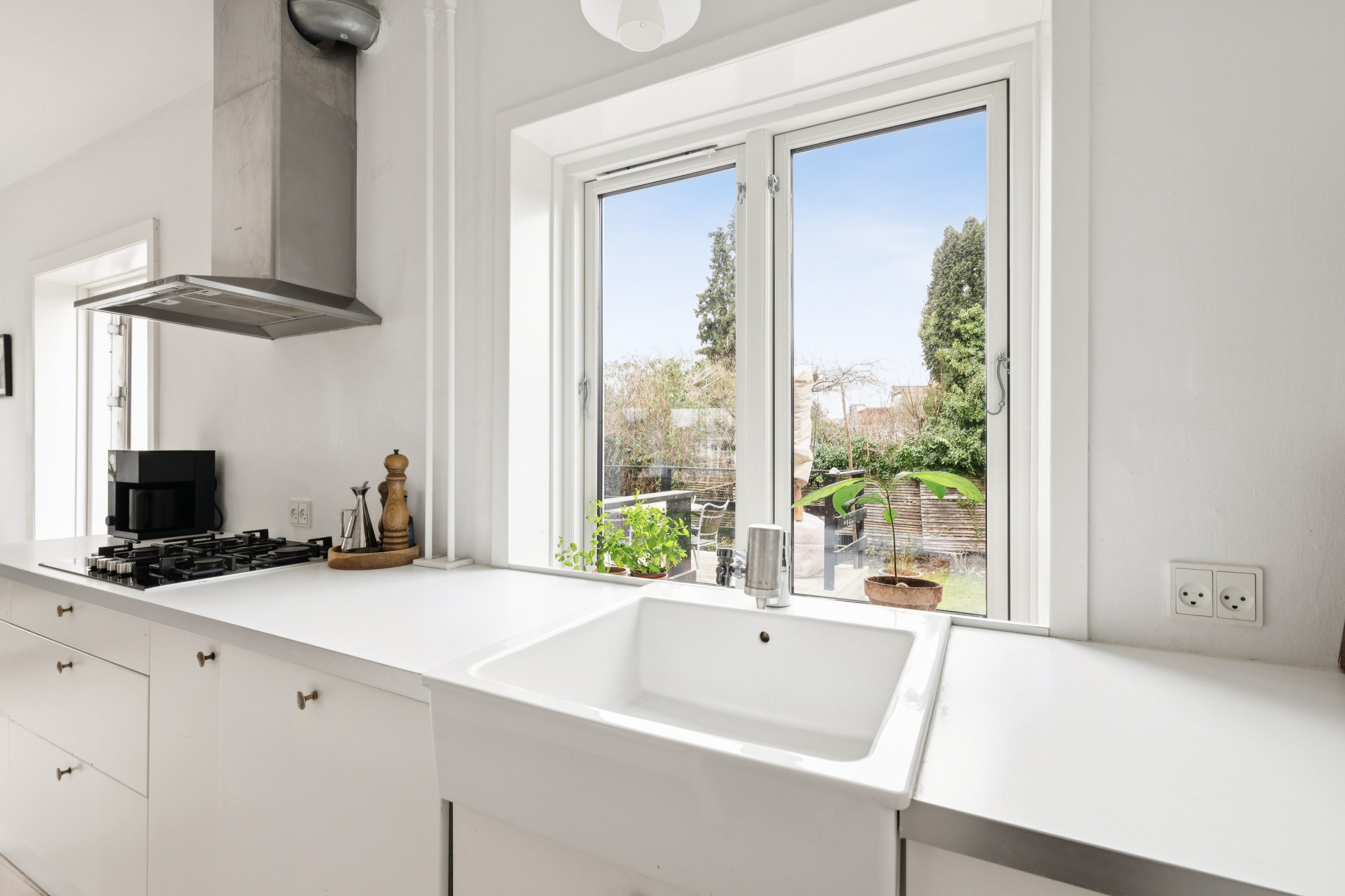 Fremhævet  billede i fuldskærmstilstand. Billede af Tryggevældevej 19, st.., 2720 Vanløse