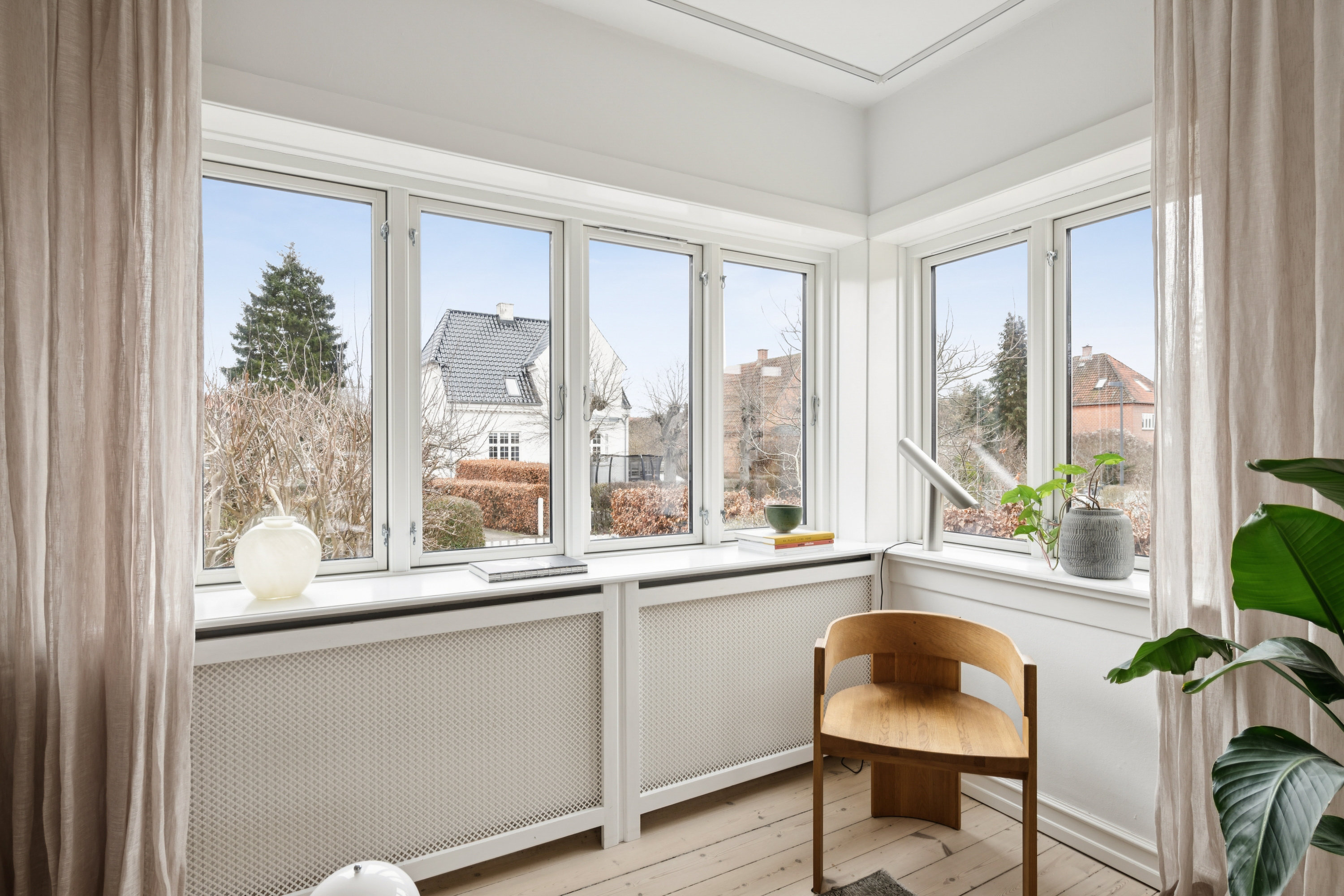 Fremhævet  billede i fuldskærmstilstand. Billede af Tryggevældevej 19, st.., 2720 Vanløse