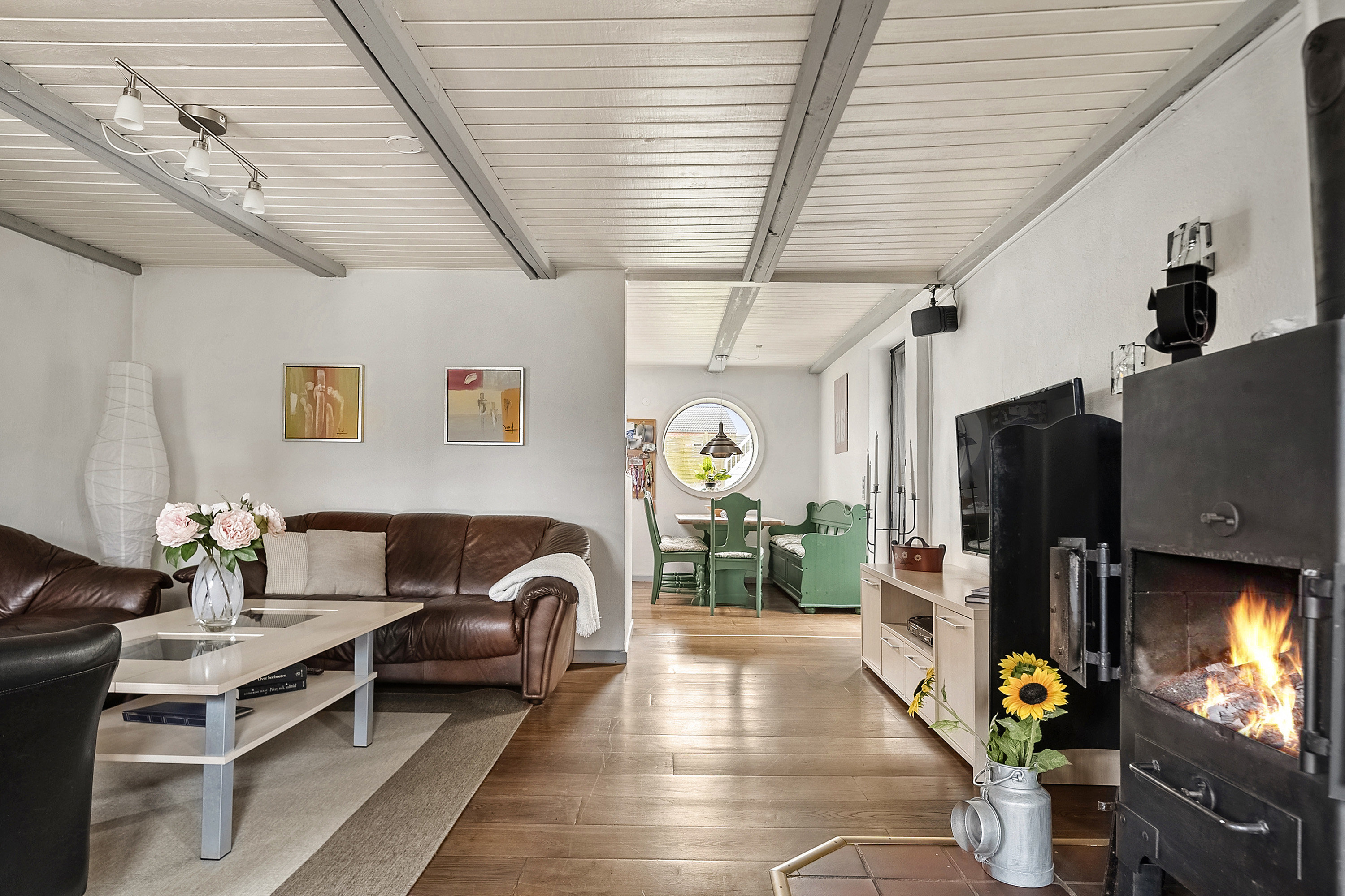 Fremhævet stue billede i fuldskærmstilstand. Billede af Kasted Byvej 19, Kasted, 8200 Aarhus N