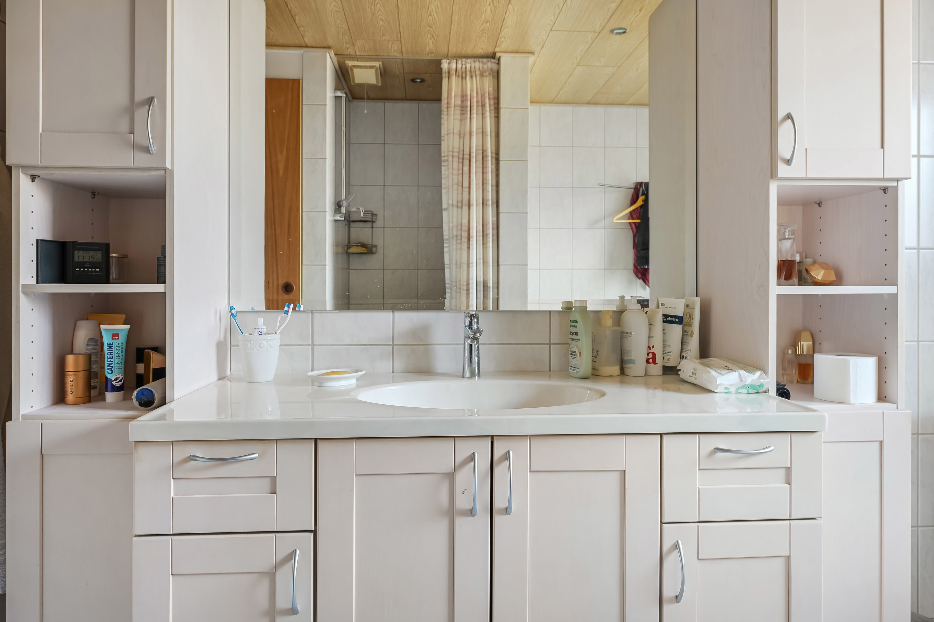 Fremhævet badeværelse billede i fuldskærmstilstand. Billede af Umanakvej 54, 6715 Esbjerg N