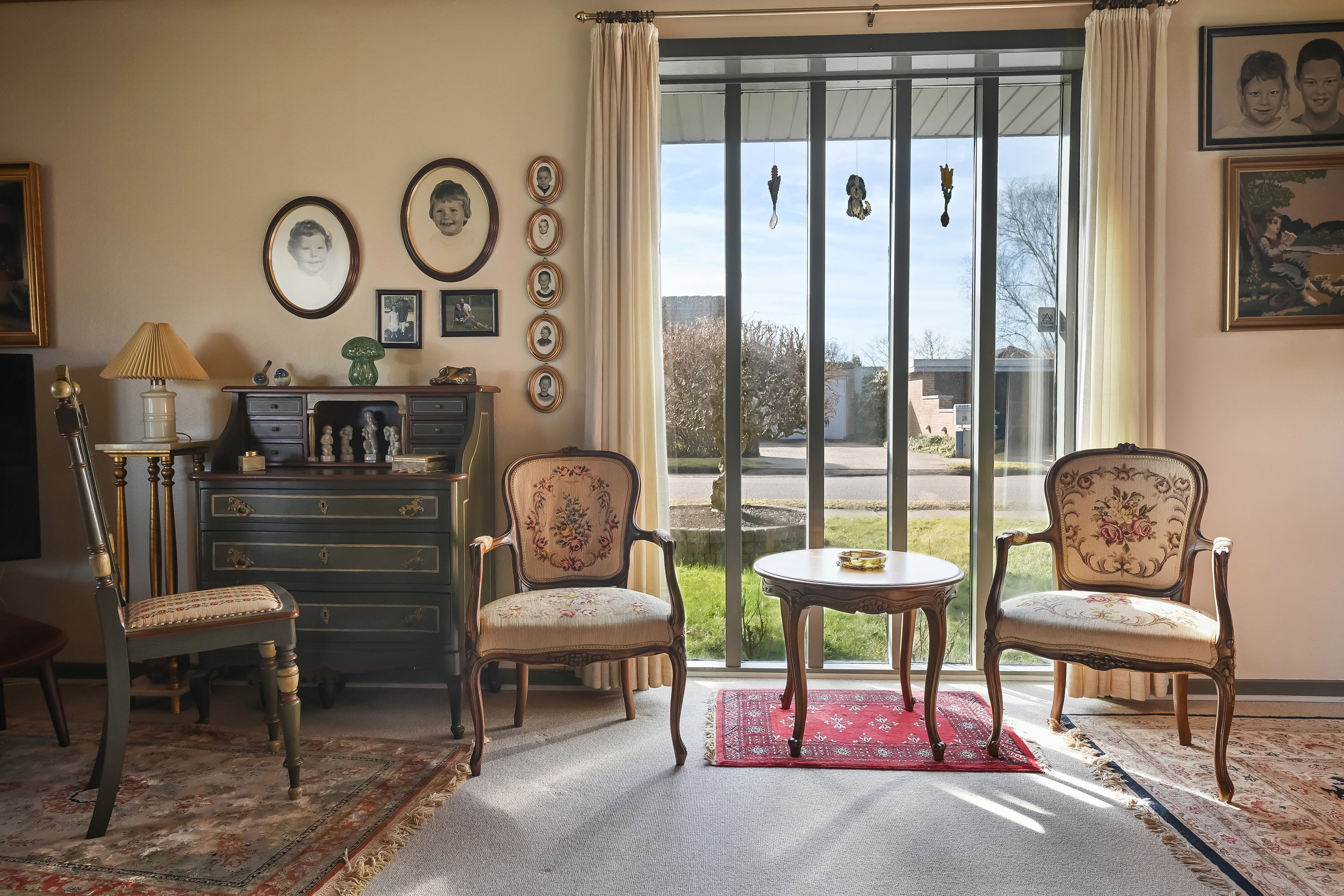 Fremhævet stue billede i fuldskærmstilstand. Billede af Umanakvej 54, 6715 Esbjerg N