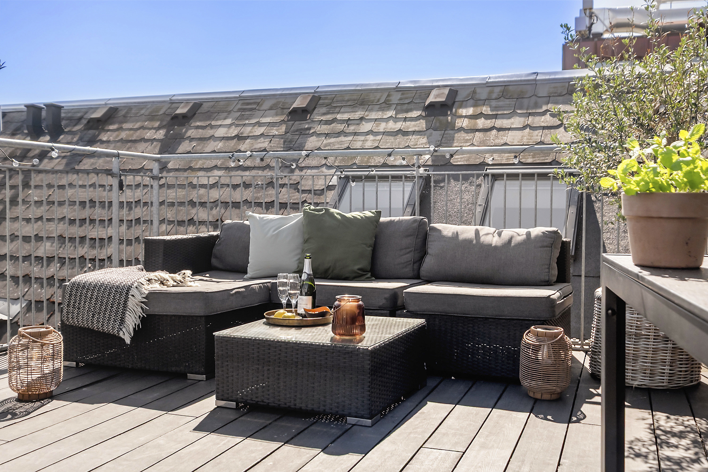 Fremhævet  billede i fuldskærmstilstand. Billede af Nørregade 36A, 2. tv., 1165 København K