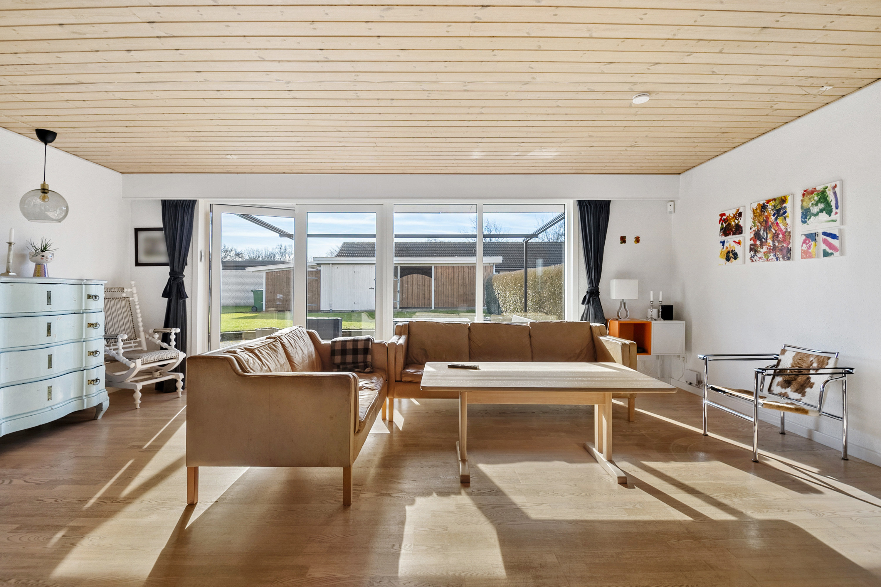 Fremhævet stue billede i fuldskærmstilstand. Billede af Toftevangen 20, Bryndum, 6715 Esbjerg N