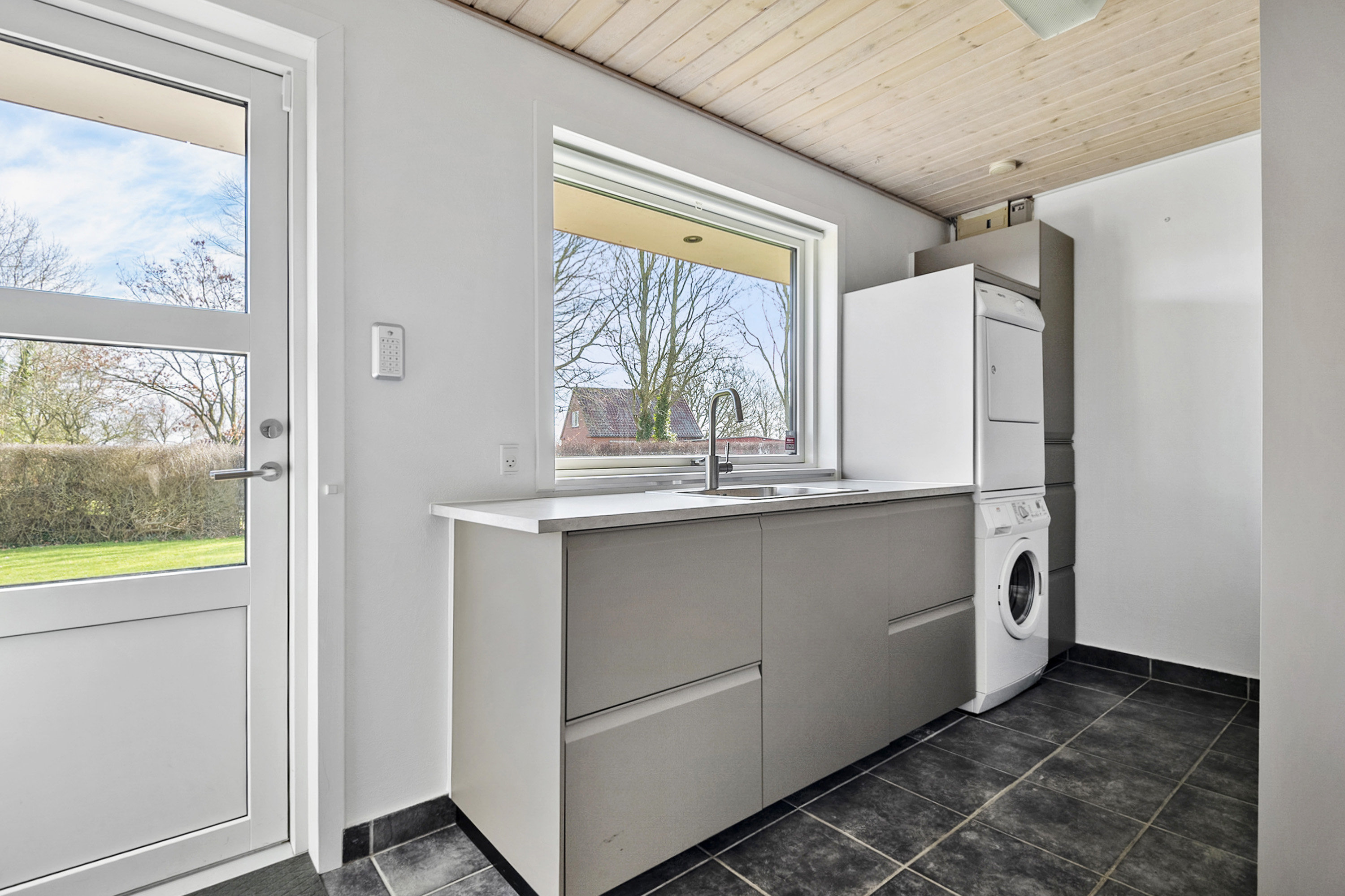 Fremhævet værelse billede i fuldskærmstilstand. Billede af Toftevangen 20, Bryndum, 6715 Esbjerg N