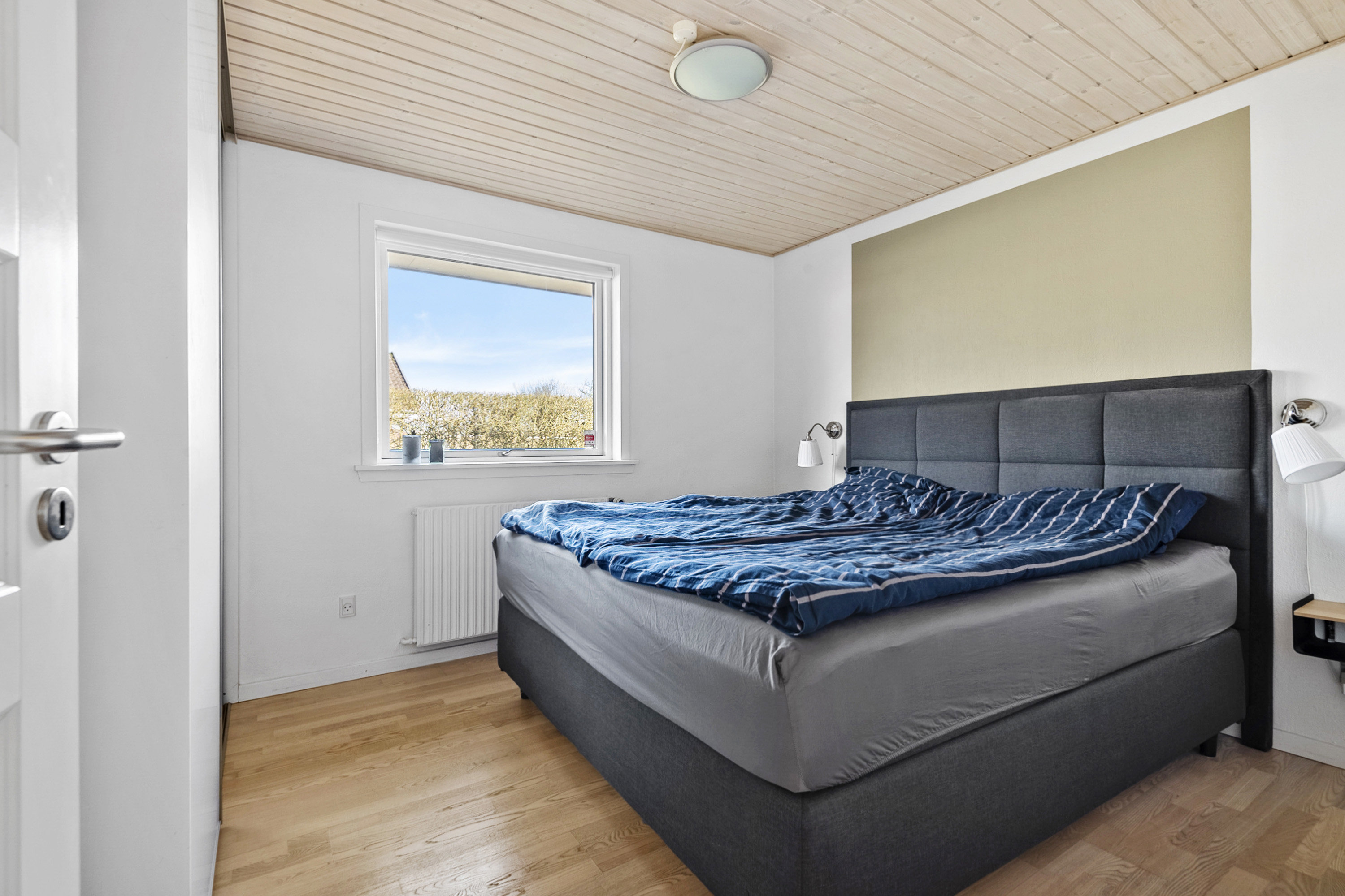 Fremhævet soveværelse billede i fuldskærmstilstand. Billede af Toftevangen 20, Bryndum, 6715 Esbjerg N