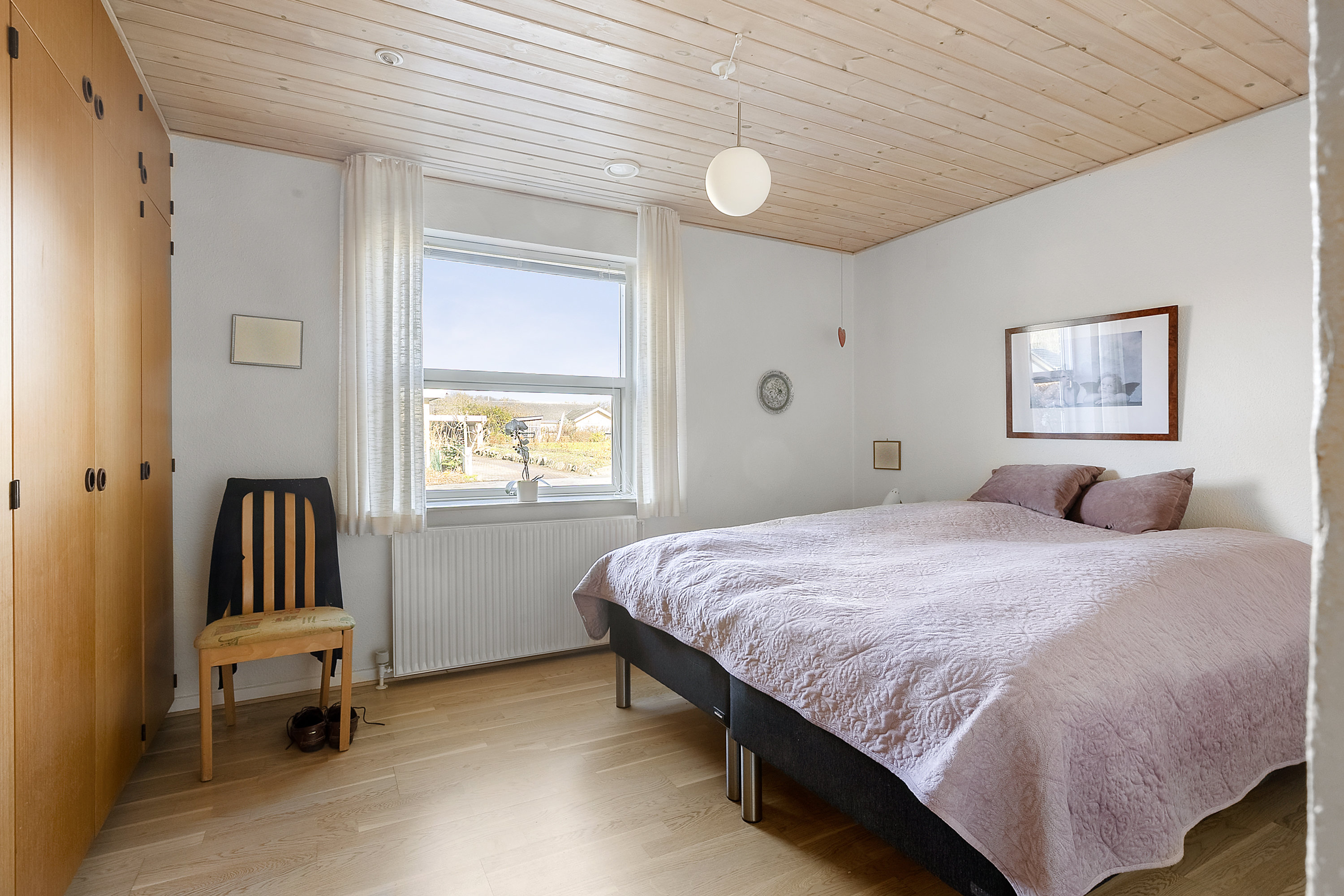 Fremhævet soveværelse billede i fuldskærmstilstand. Billede af Muldvad 23, 6200 Aabenraa