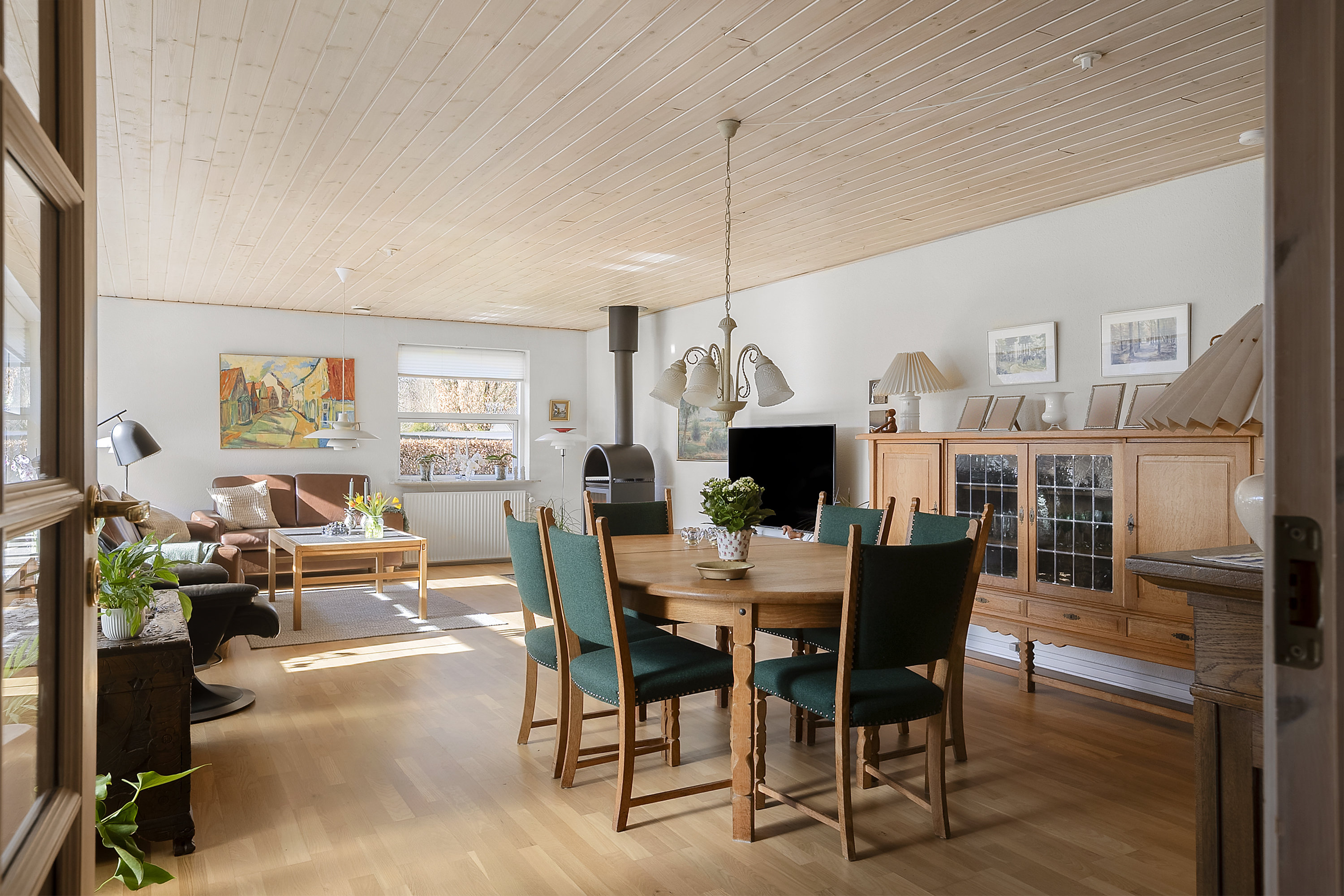 Fremhævet spisestue billede i fuldskærmstilstand. Billede af Muldvad 23, 6200 Aabenraa