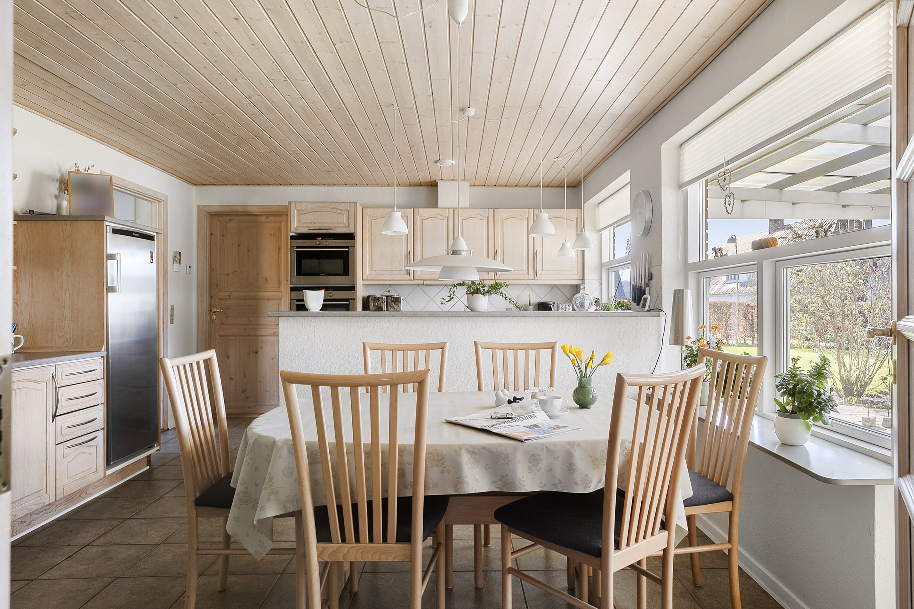 Fremhævet spisestue billede i fuldskærmstilstand. Billede af Muldvad 23, 6200 Aabenraa