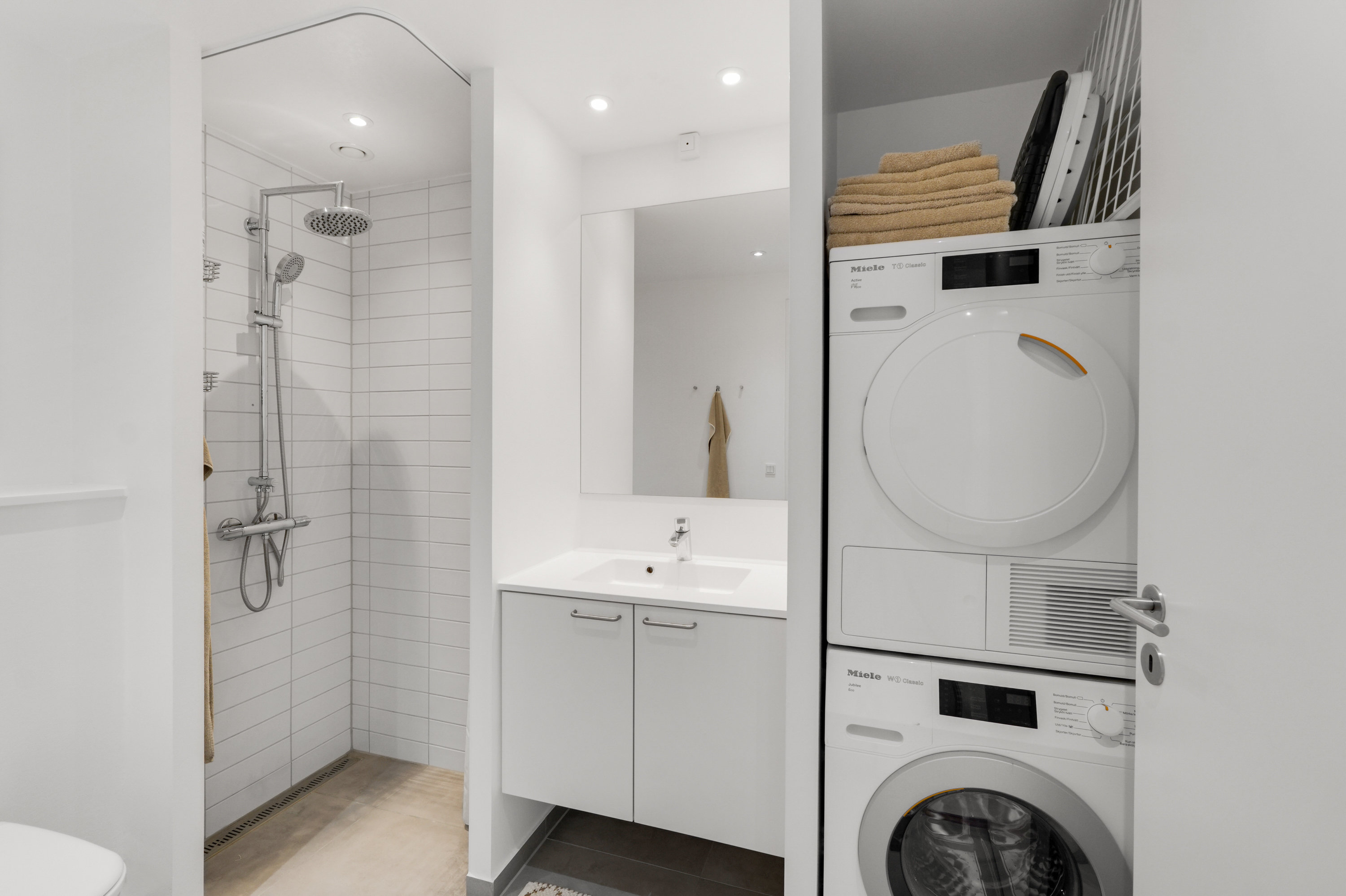 Fremhævet  billede i fuldskærmstilstand. Billede af Glamsbjergvej 18D, 2. 1., 2770 Kastrup