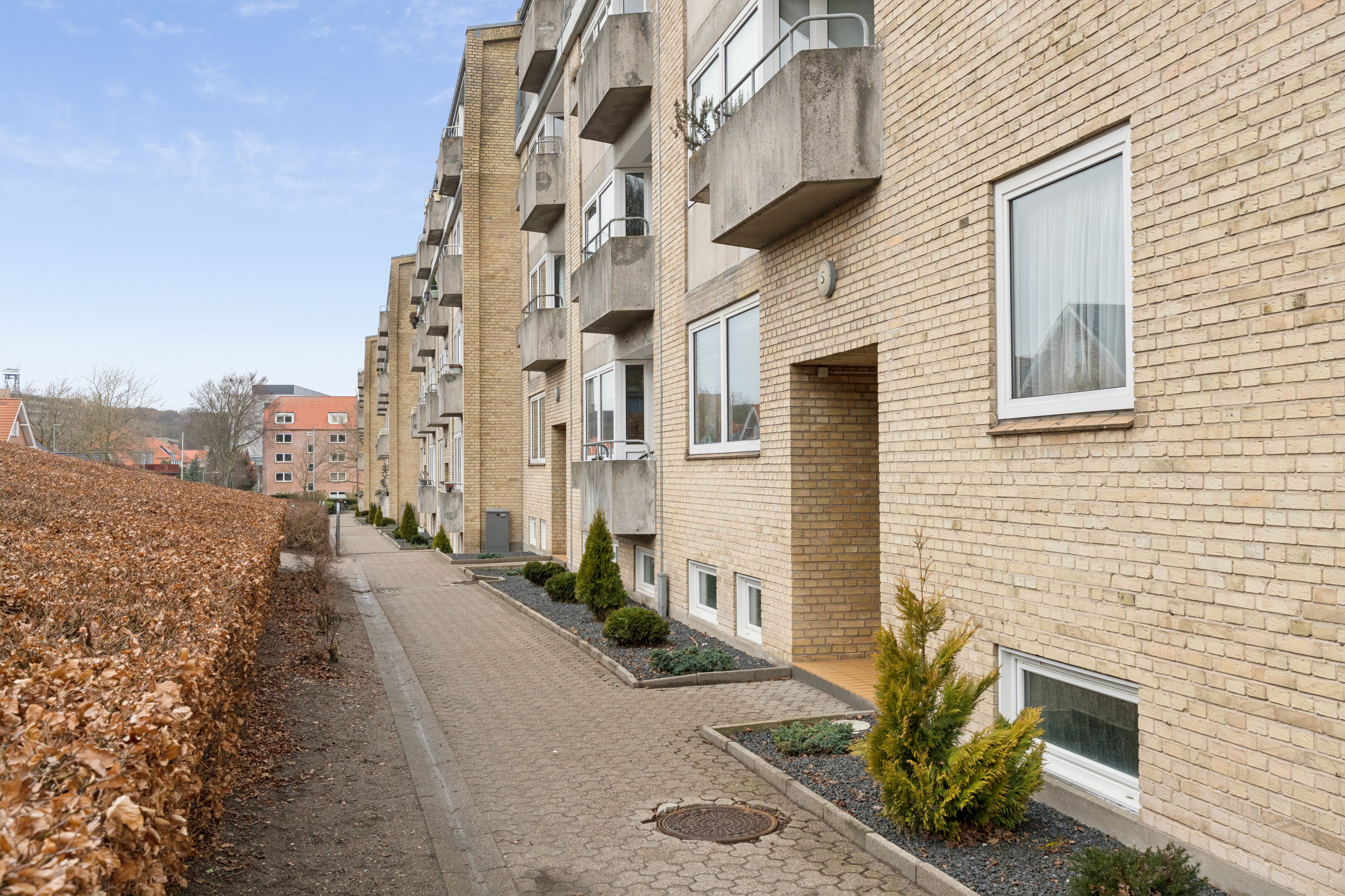 Fremhævet andet billede i fuldskærmstilstand. Billede af Snerlevej 15, 3. th., 9000 Aalborg