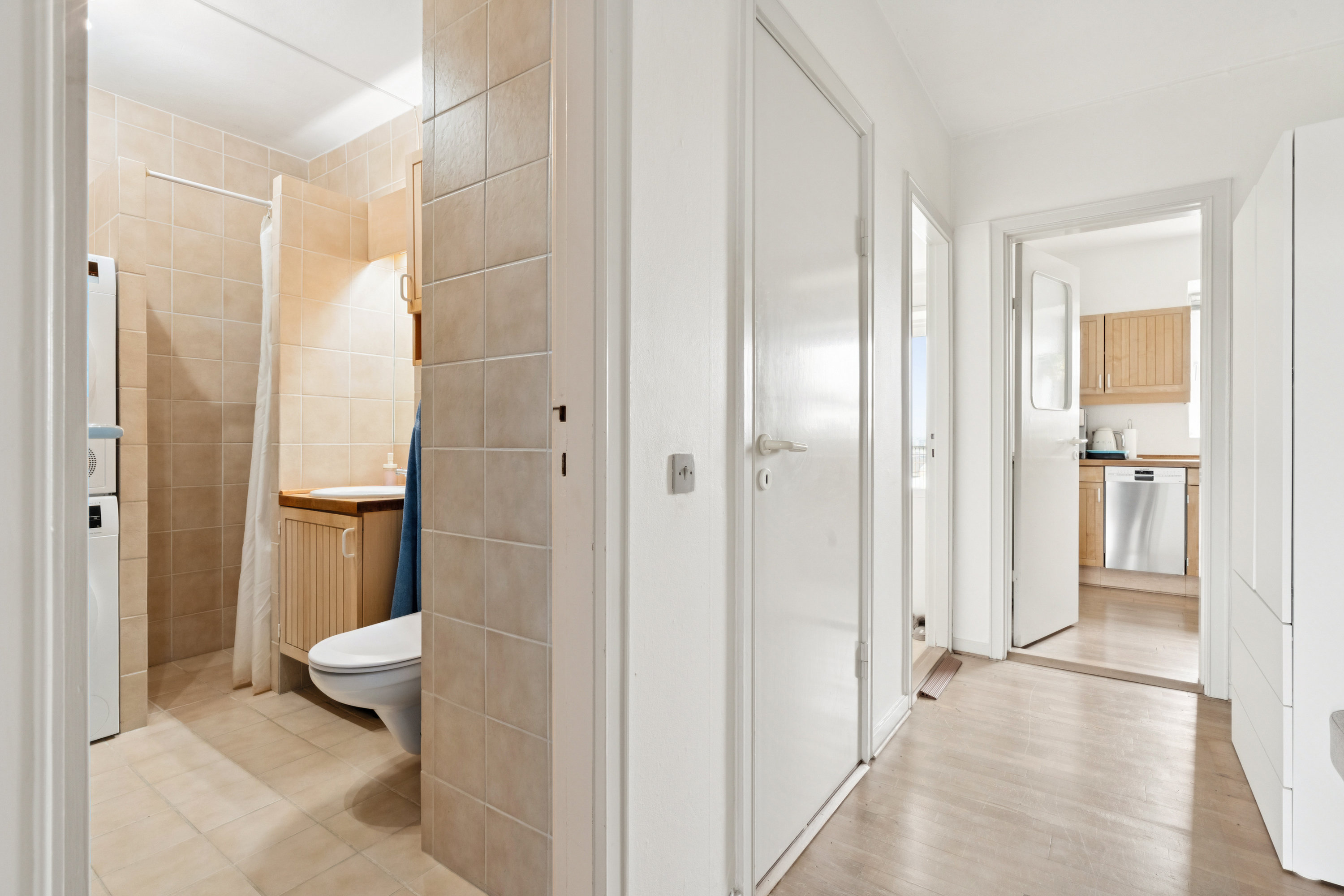 Fremhævet gang billede i fuldskærmstilstand. Billede af Snerlevej 15, 3. th., 9000 Aalborg