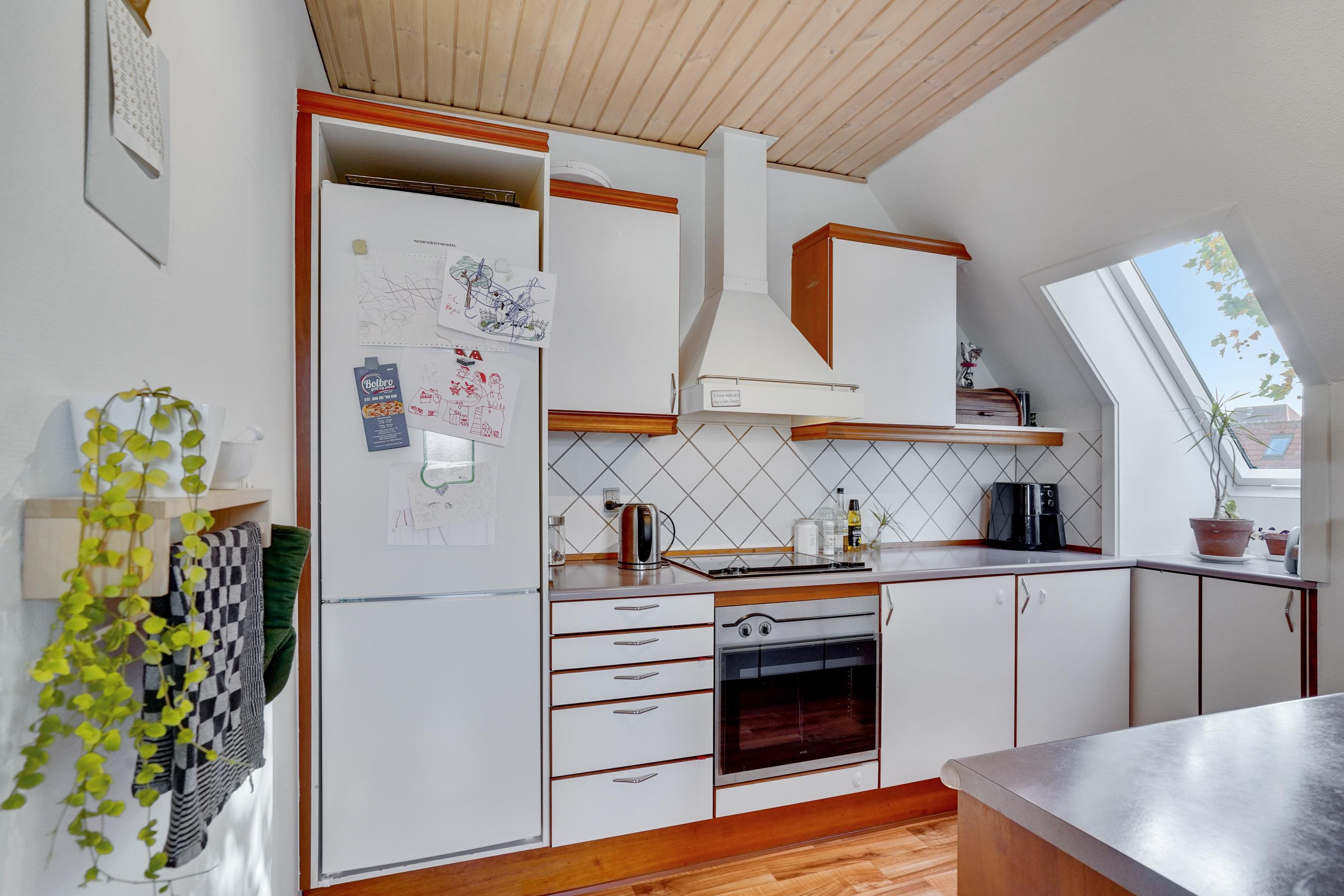 Fremhævet køkken billede i fuldskærmstilstand. Billede af Bartholinsvænget 8, 1., Bolbro, 5200 Odense V