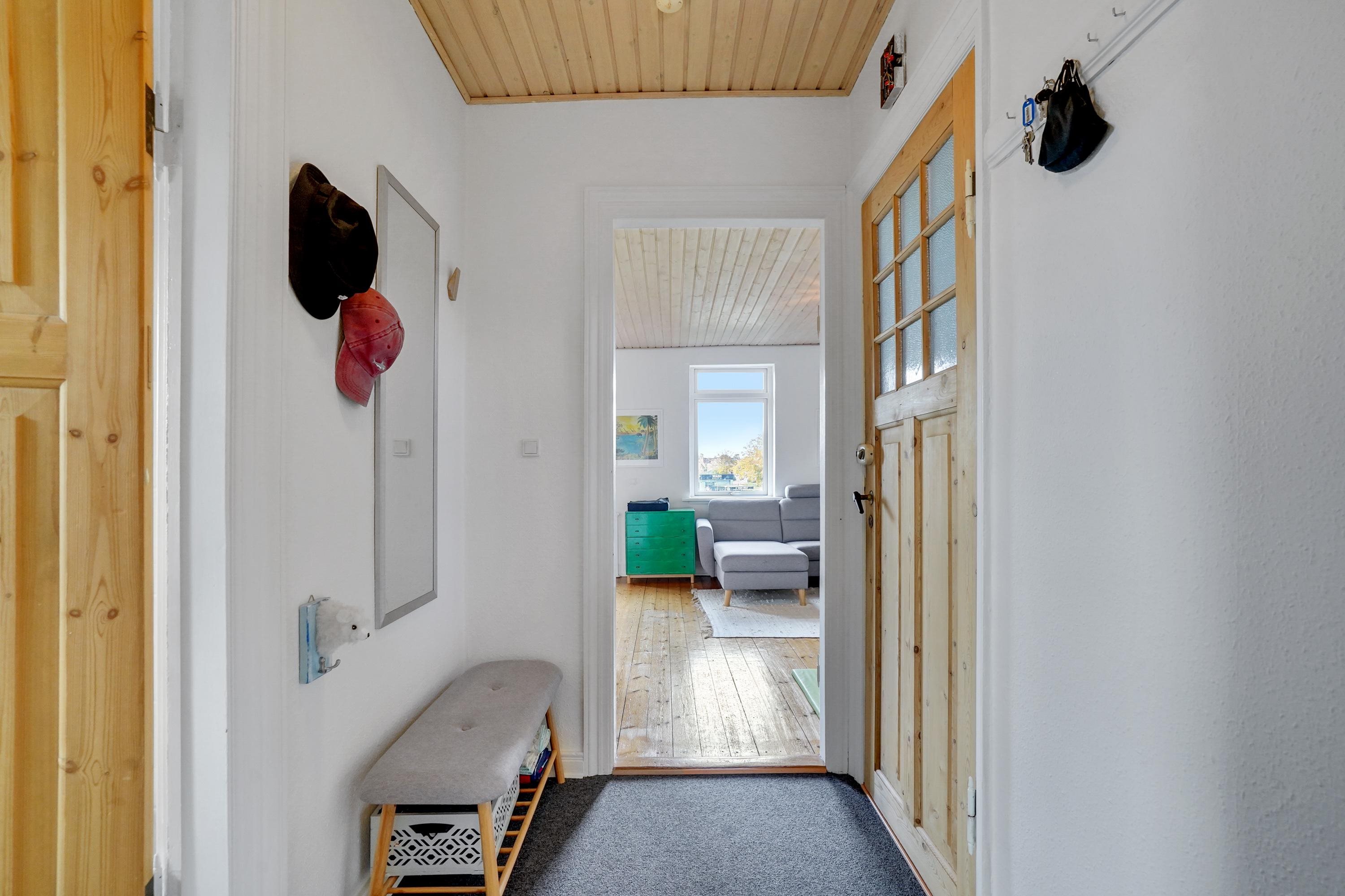 Fremhævet entré billede i fuldskærmstilstand. Billede af Bartholinsvænget 8, 1., Bolbro, 5200 Odense V