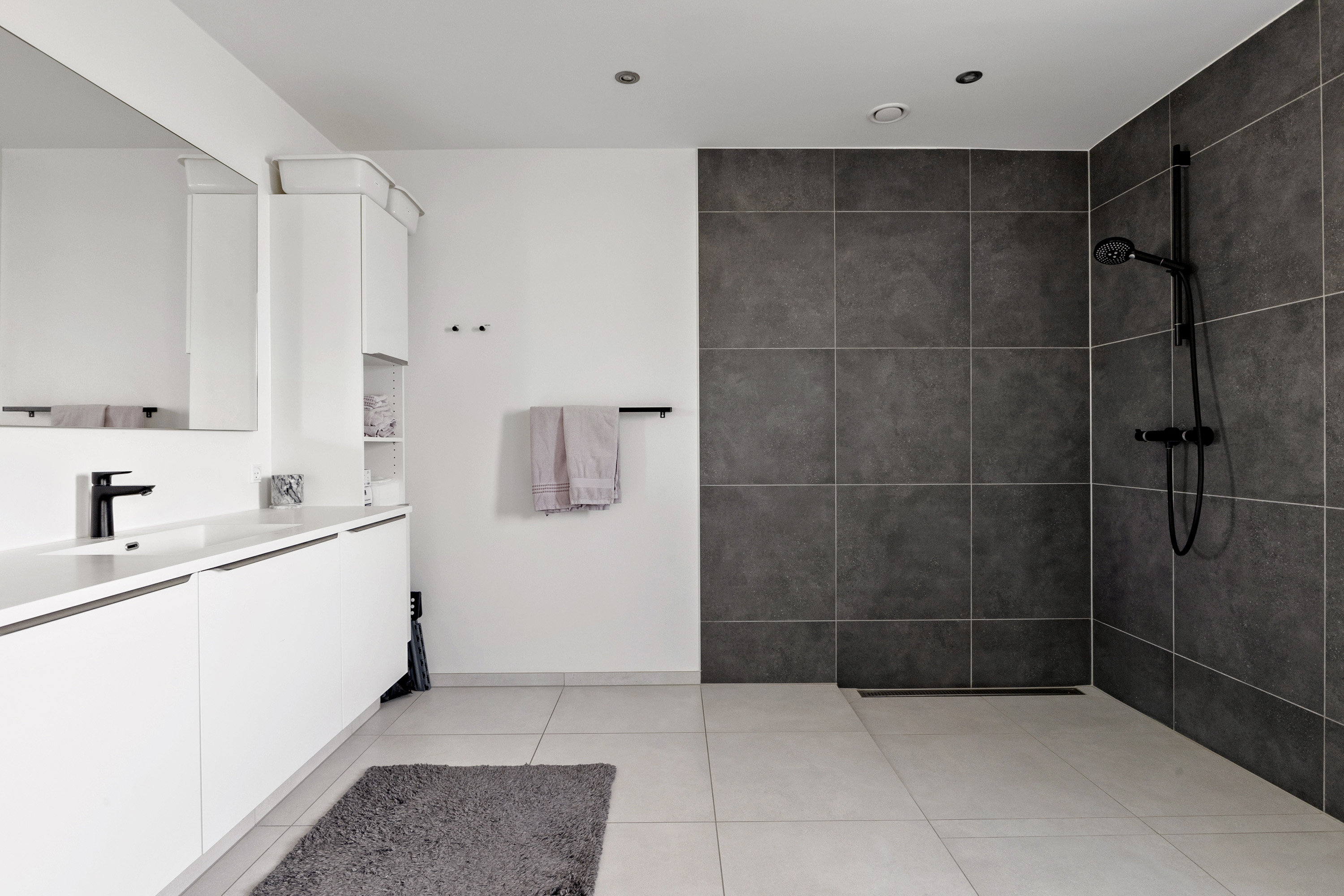 Fremhævet badeværelse billede i fuldskærmstilstand. Billede af Fuglsang Allé 67, 7000 Fredericia