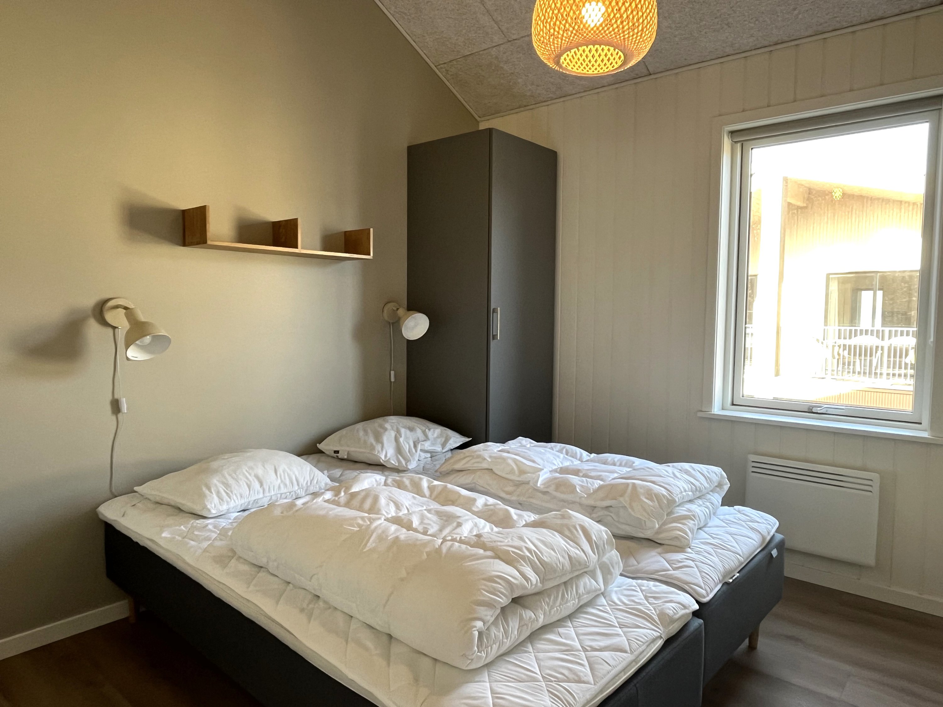 Fremhævet  billede i fuldskærmstilstand. Billede af Strandbyen 28A, 1. th., Søndervig, 6950 Ringkøbing