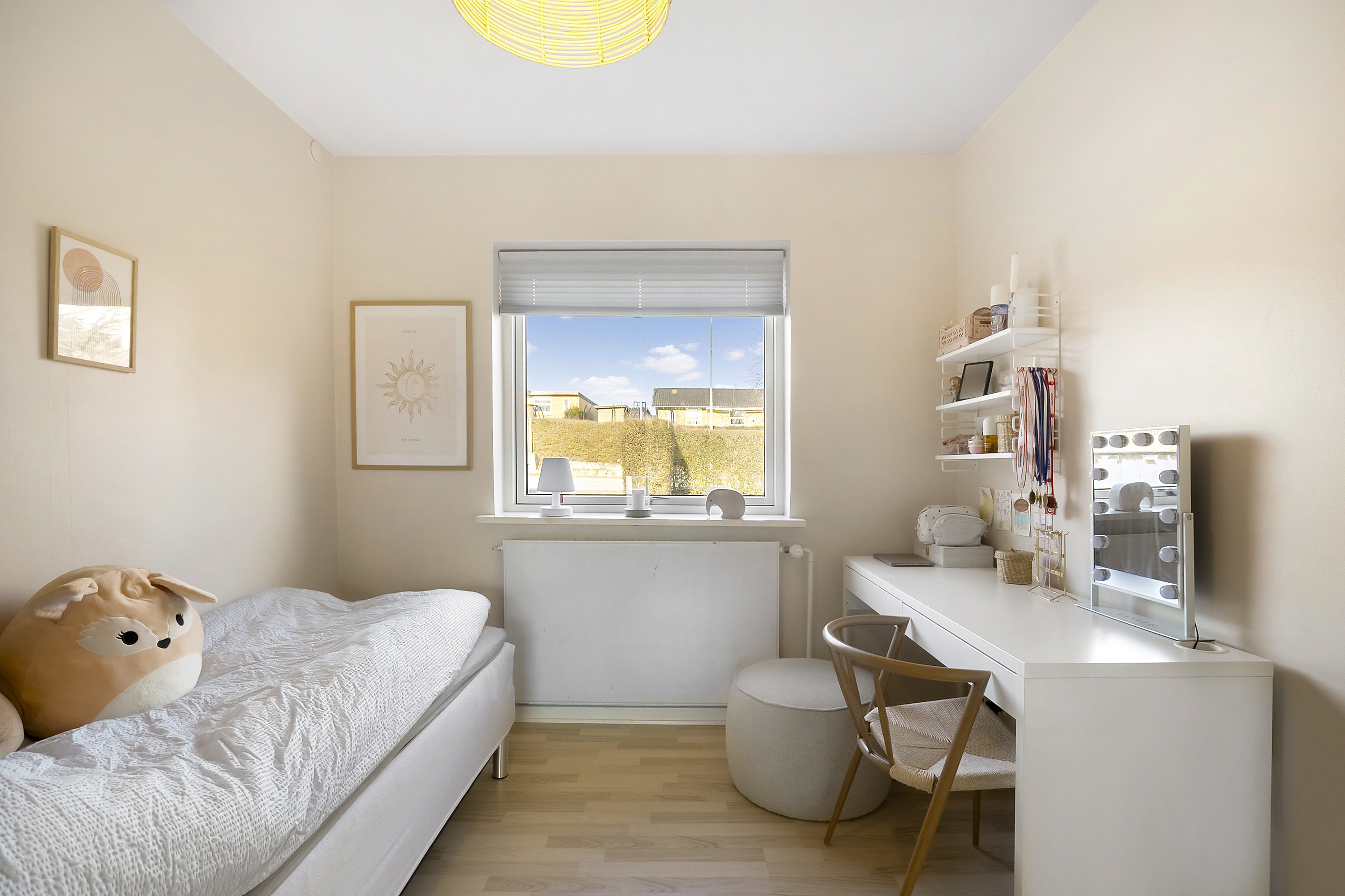 Fremhævet soveværelse billede i fuldskærmstilstand. Billede af Søhusvej 28, Søhus, 5270 Odense N