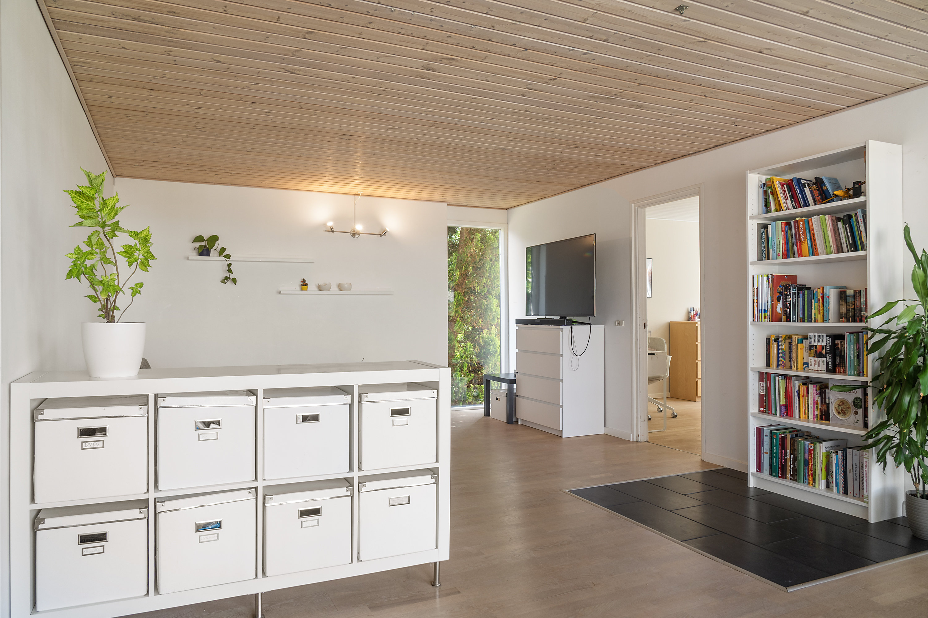 Fremhævet stue billede i fuldskærmstilstand. Billede af Sydtoften 5, 8260 Viby J