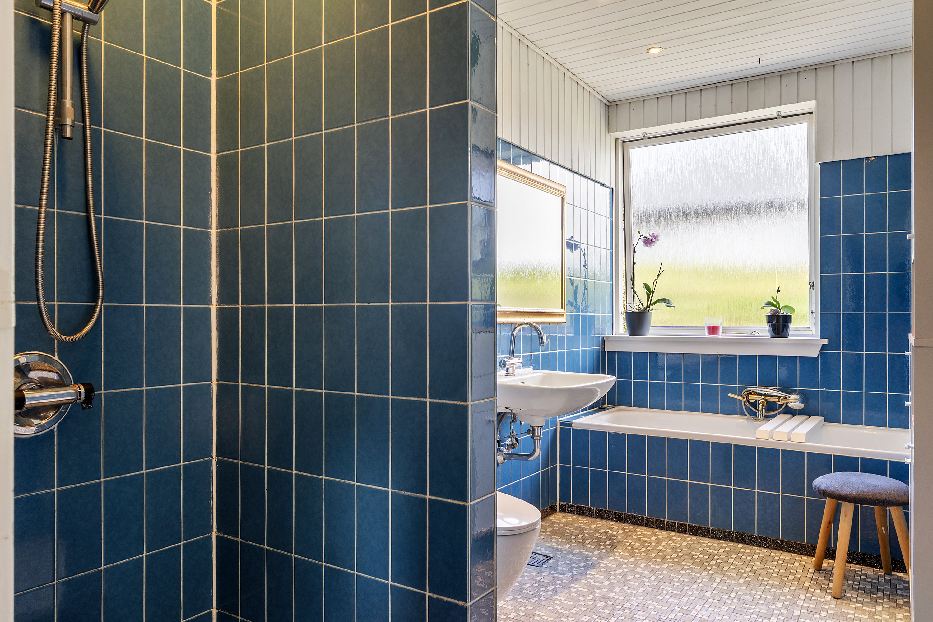 Fremhævet badeværelse billede i fuldskærmstilstand. Billede af Sydtoften 5, 8260 Viby J