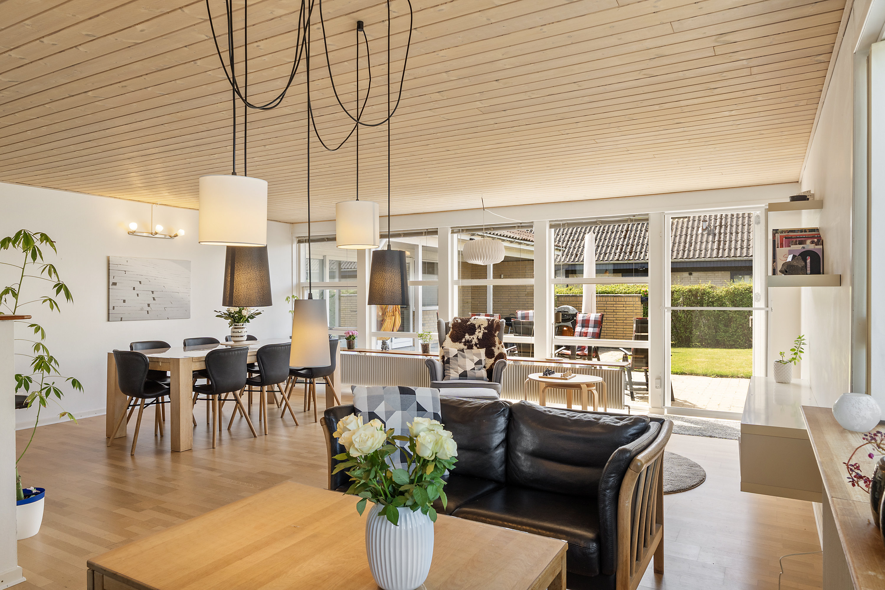 Fremhævet stue billede i fuldskærmstilstand. Billede af Sydtoften 5, 8260 Viby J